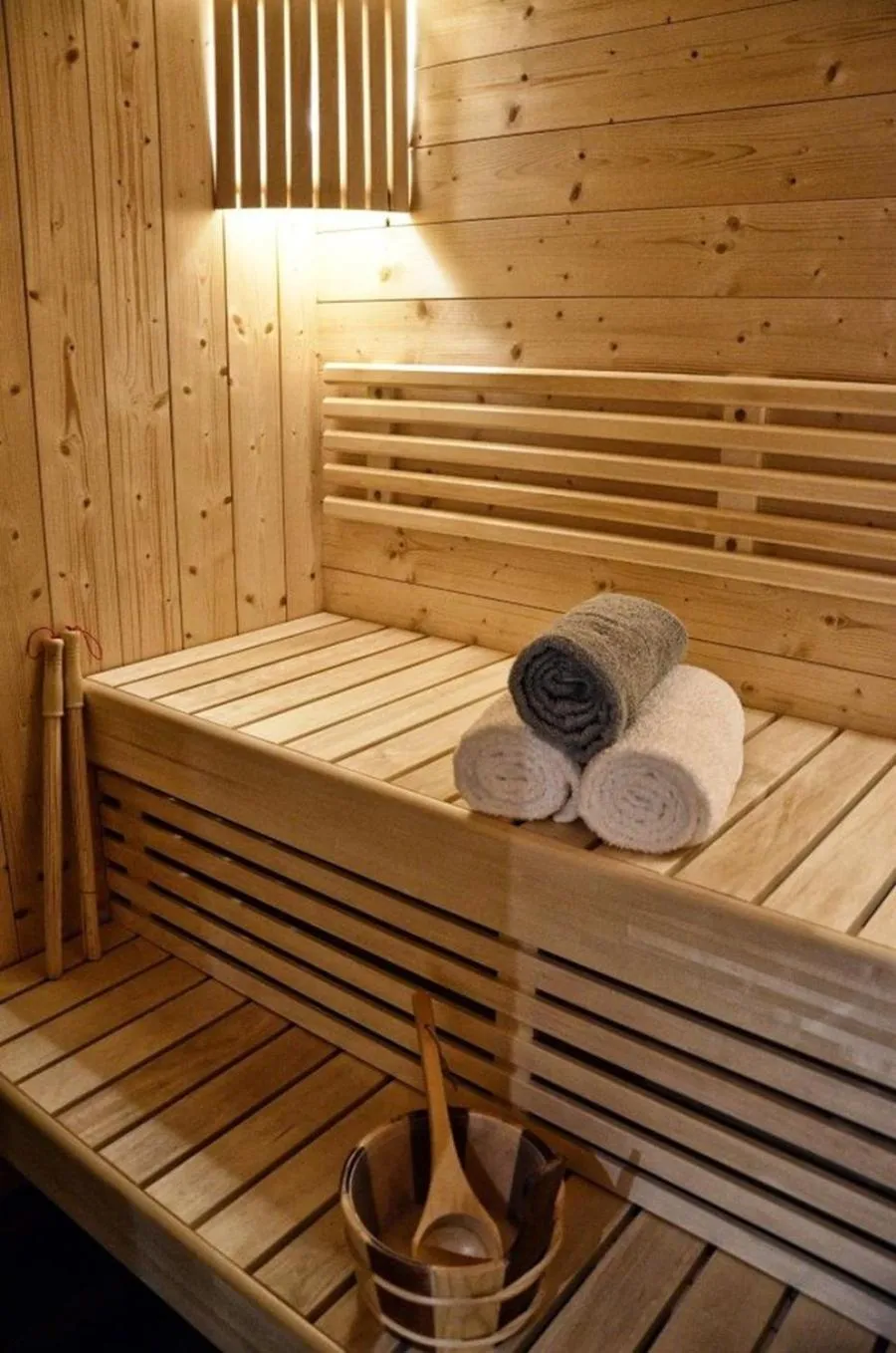 Sauna in Diplomat Suites Hotel