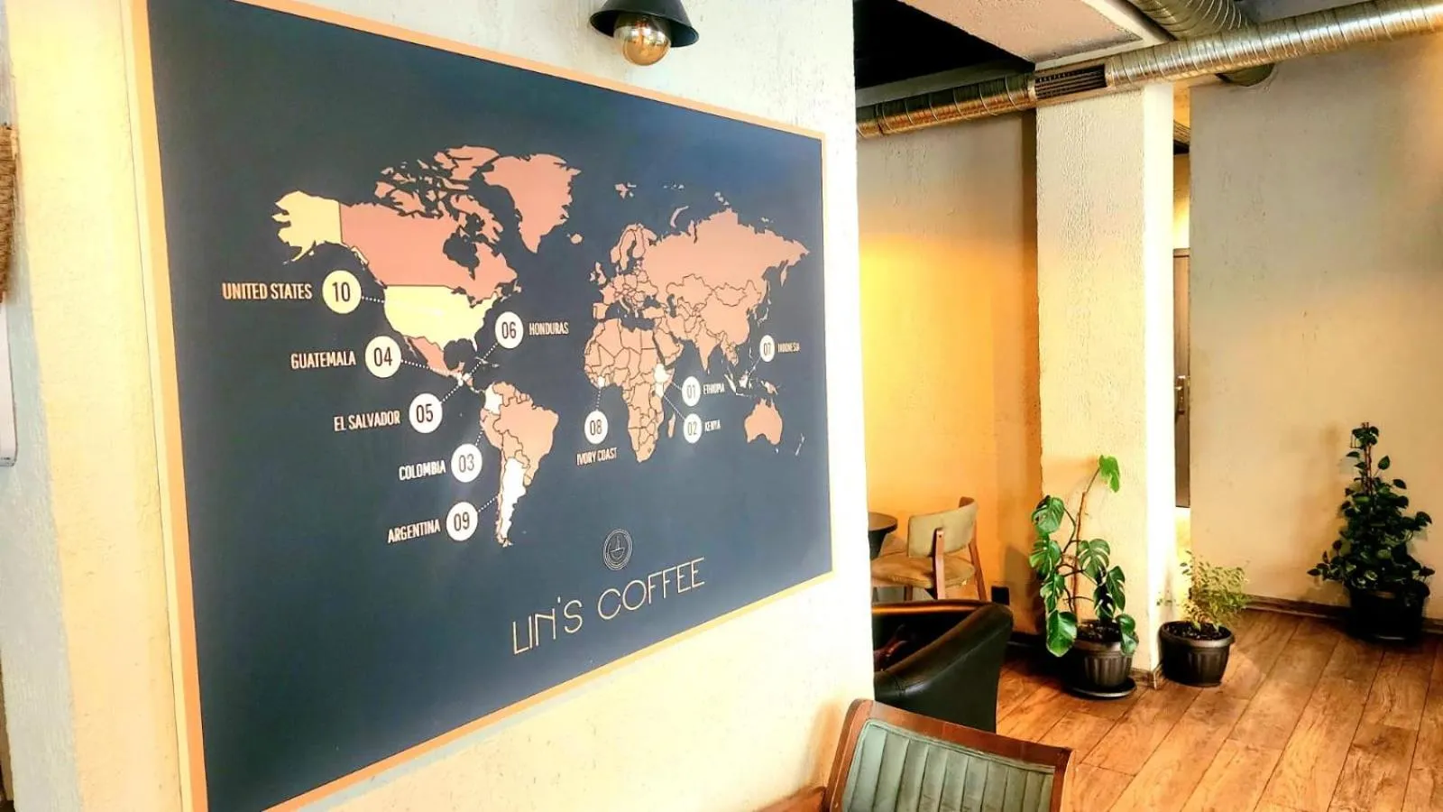 Restaurant/places to eat in Diplomat Suites Hotel