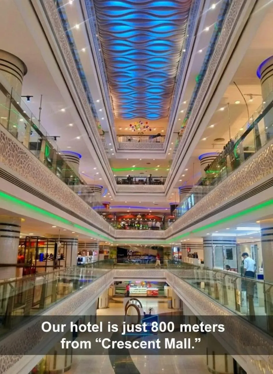 Shopping Area in Diplomat Suites Hotel