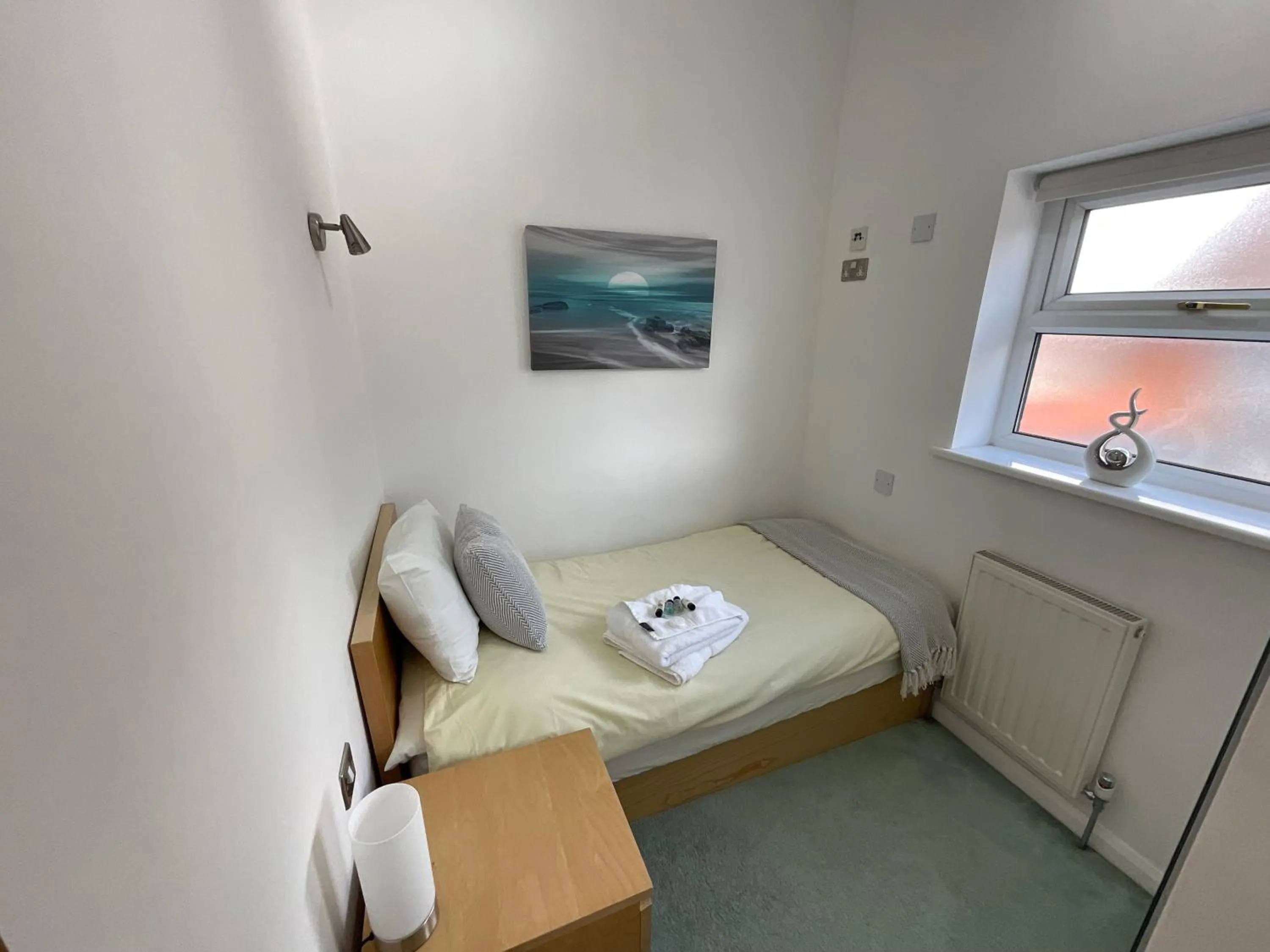 Bed in Earle House Serviced Apartments