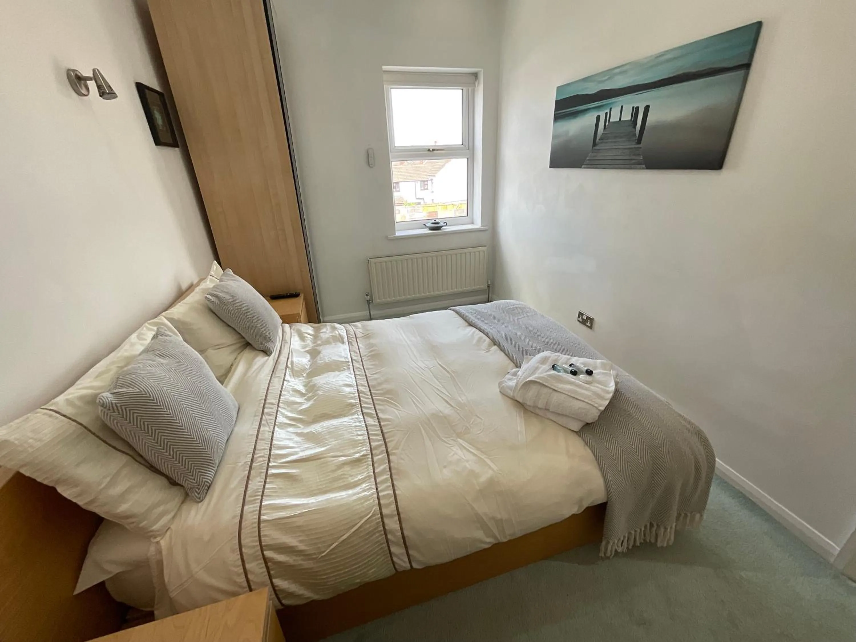 Bed in Earle House Serviced Apartments