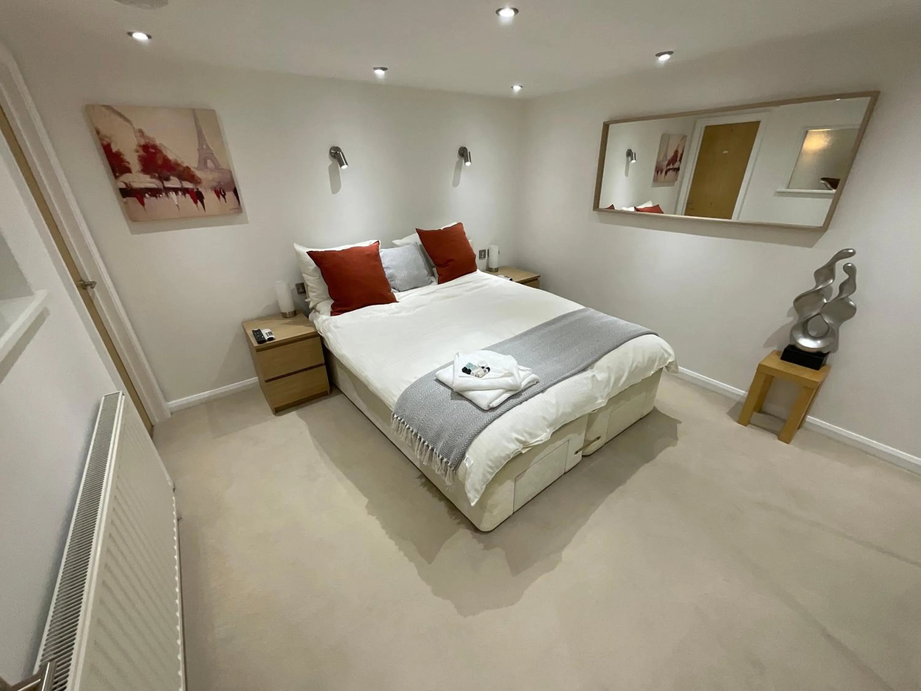 Bed in Earle House Serviced Apartments