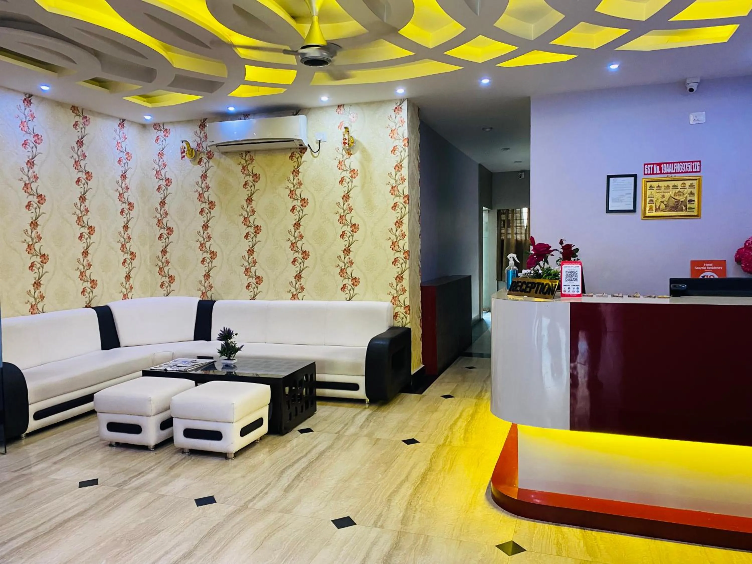 Lobby or reception in Hotel Saayein Residency