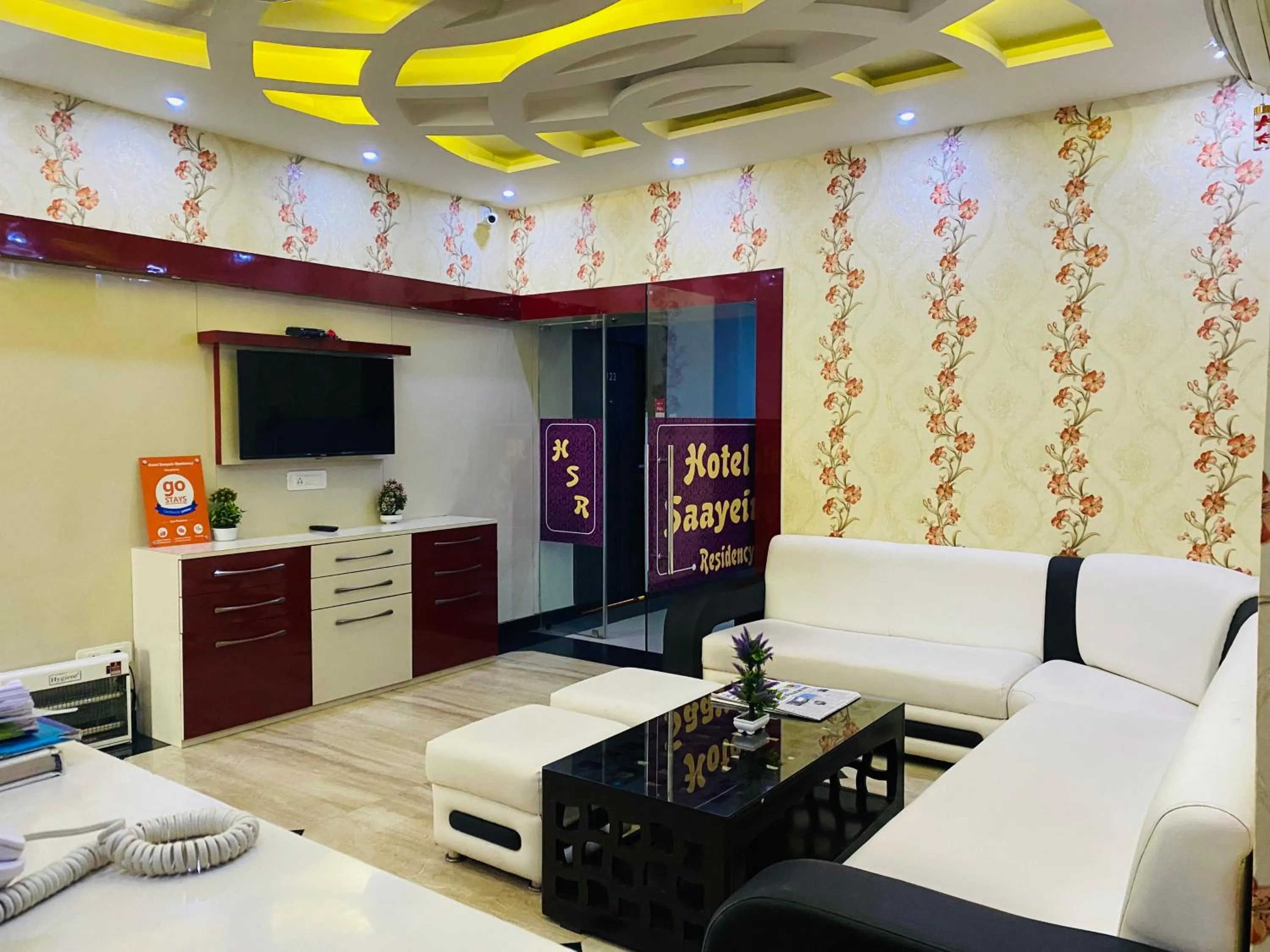 Seating area in Hotel Saayein Residency