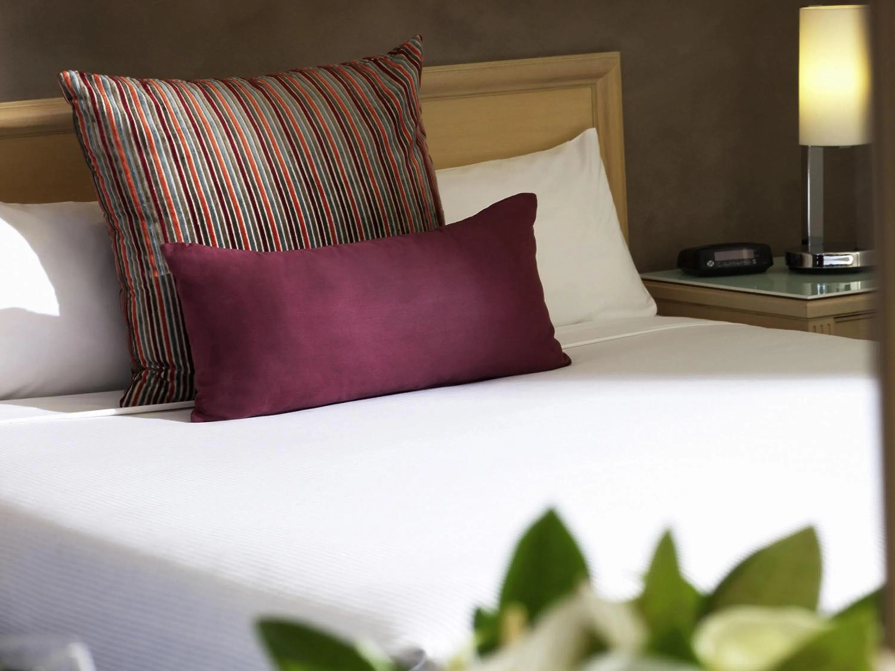 Bedroom, Bed in Mercure Melbourne Albert Park