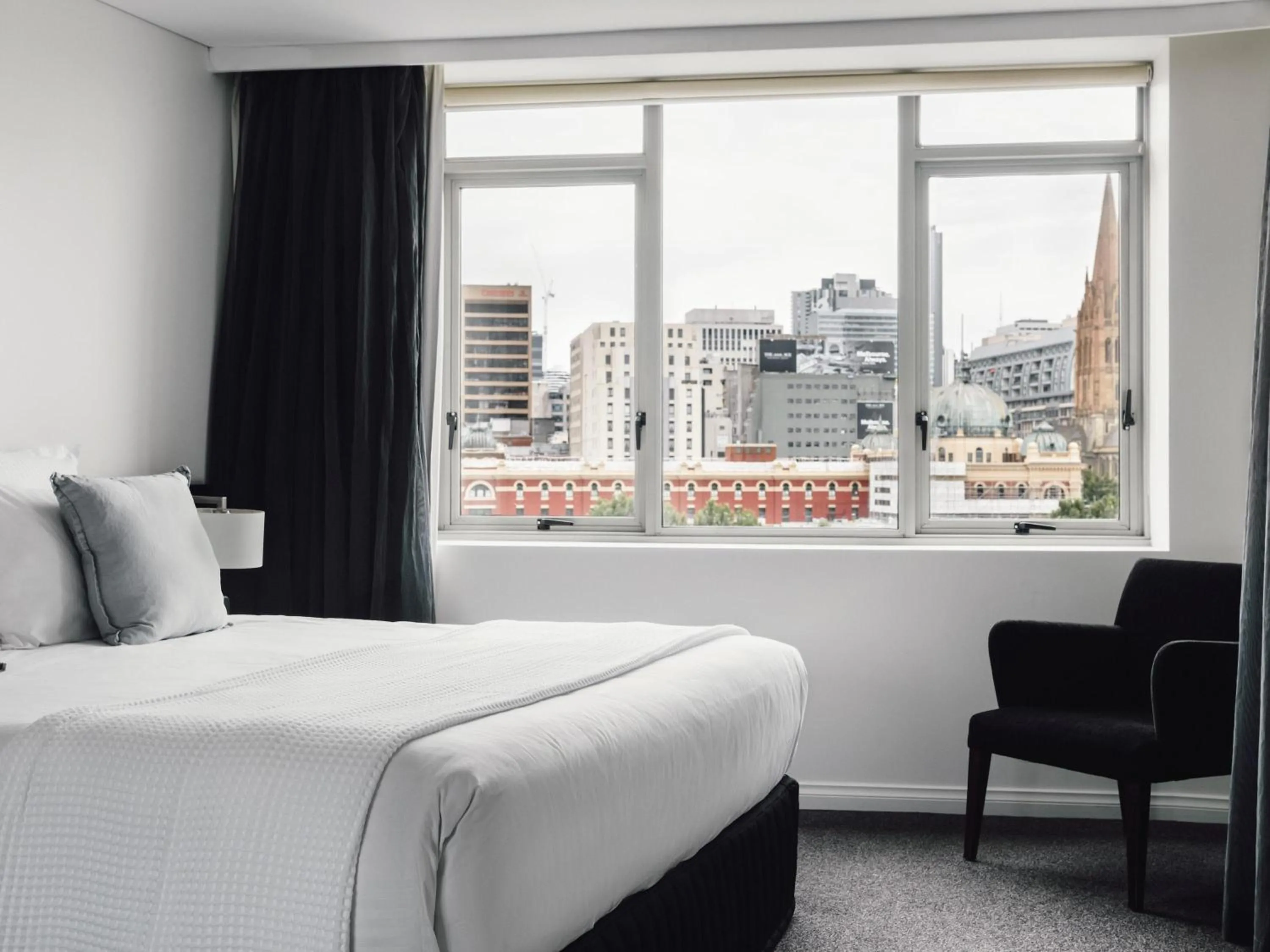 Bedroom, Bed in Quay West Suites Melbourne