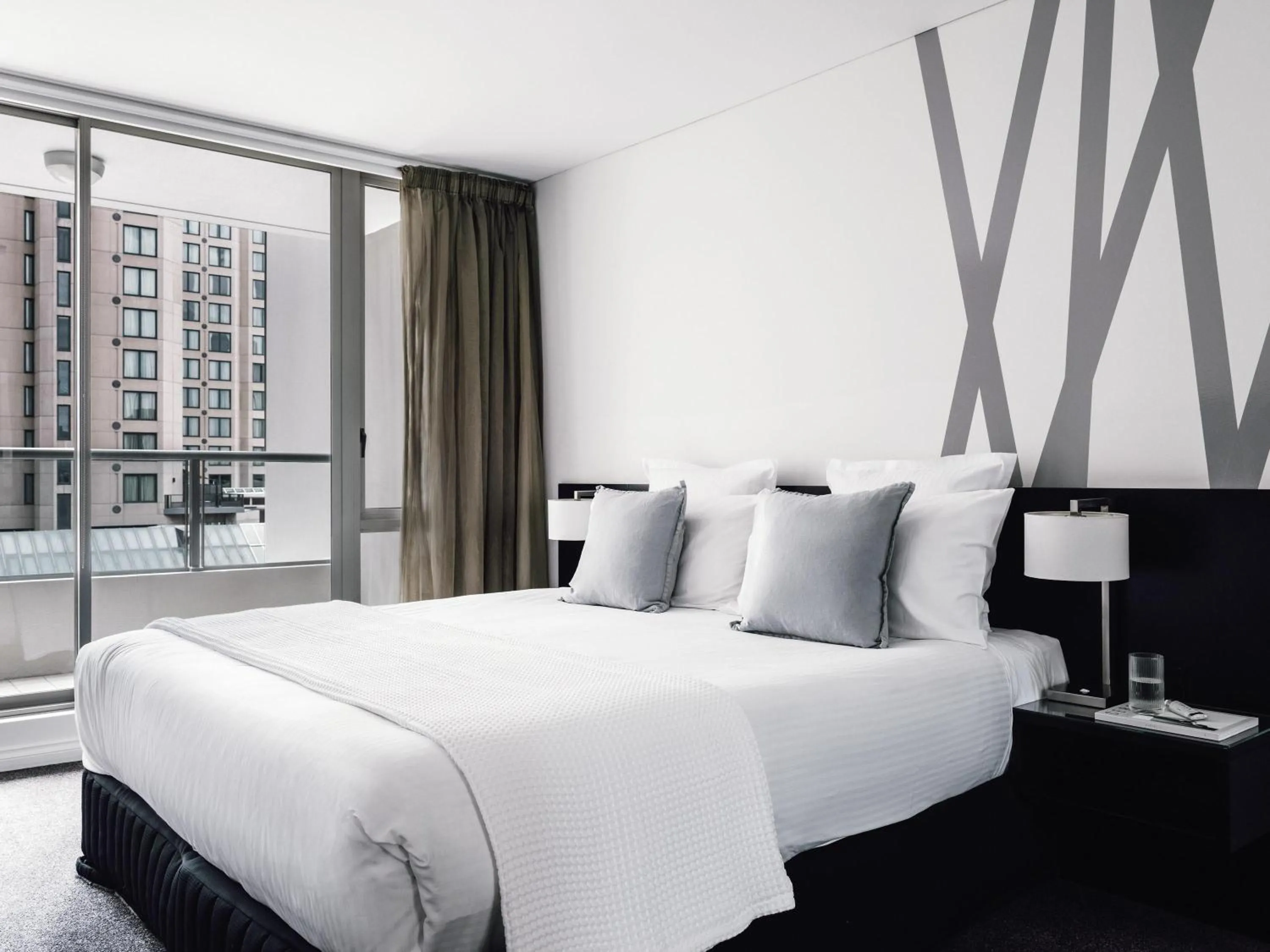 Bedroom, Bed in Quay West Suites Melbourne