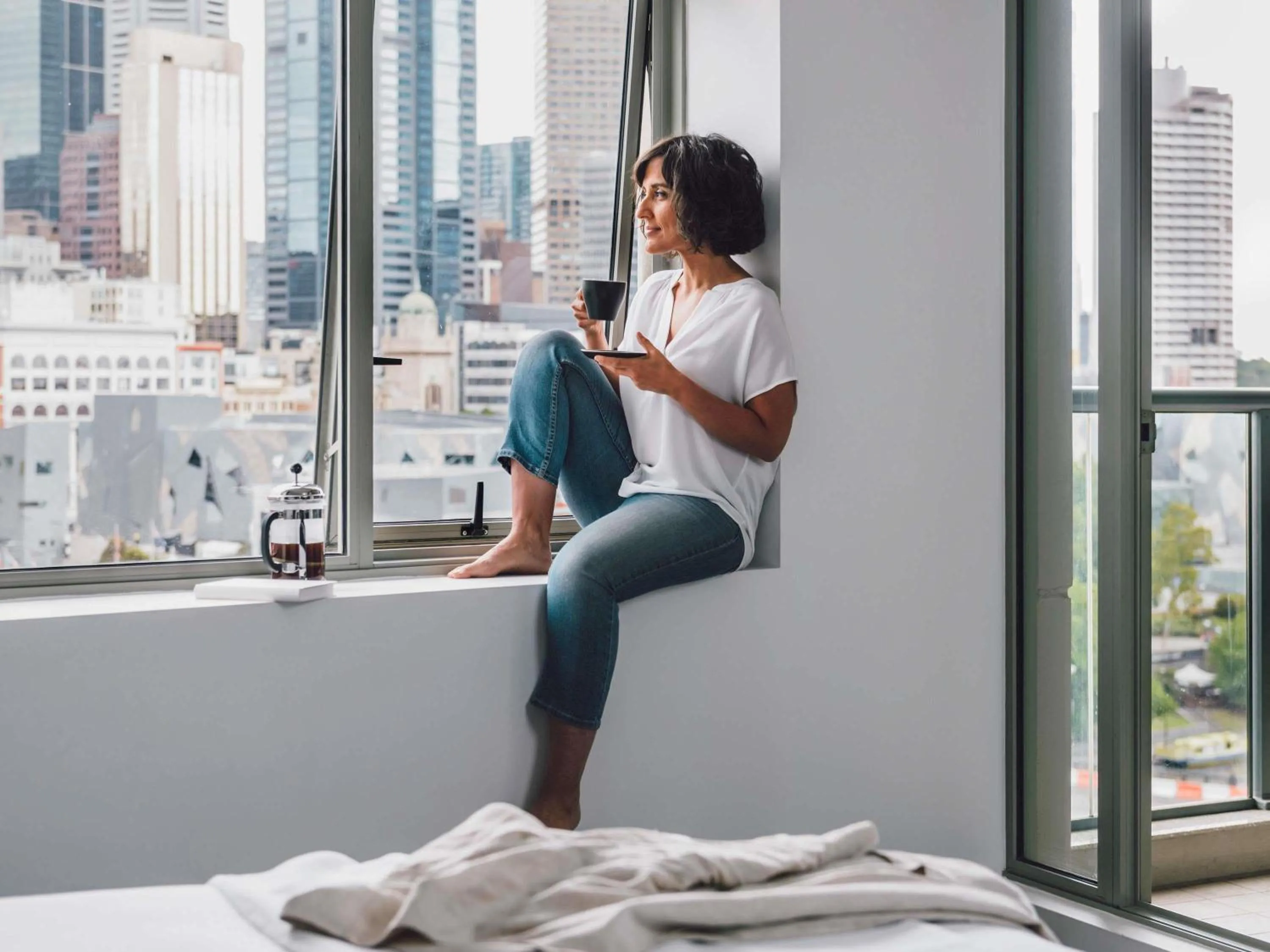 Bedroom, Bed in Quay West Suites Melbourne