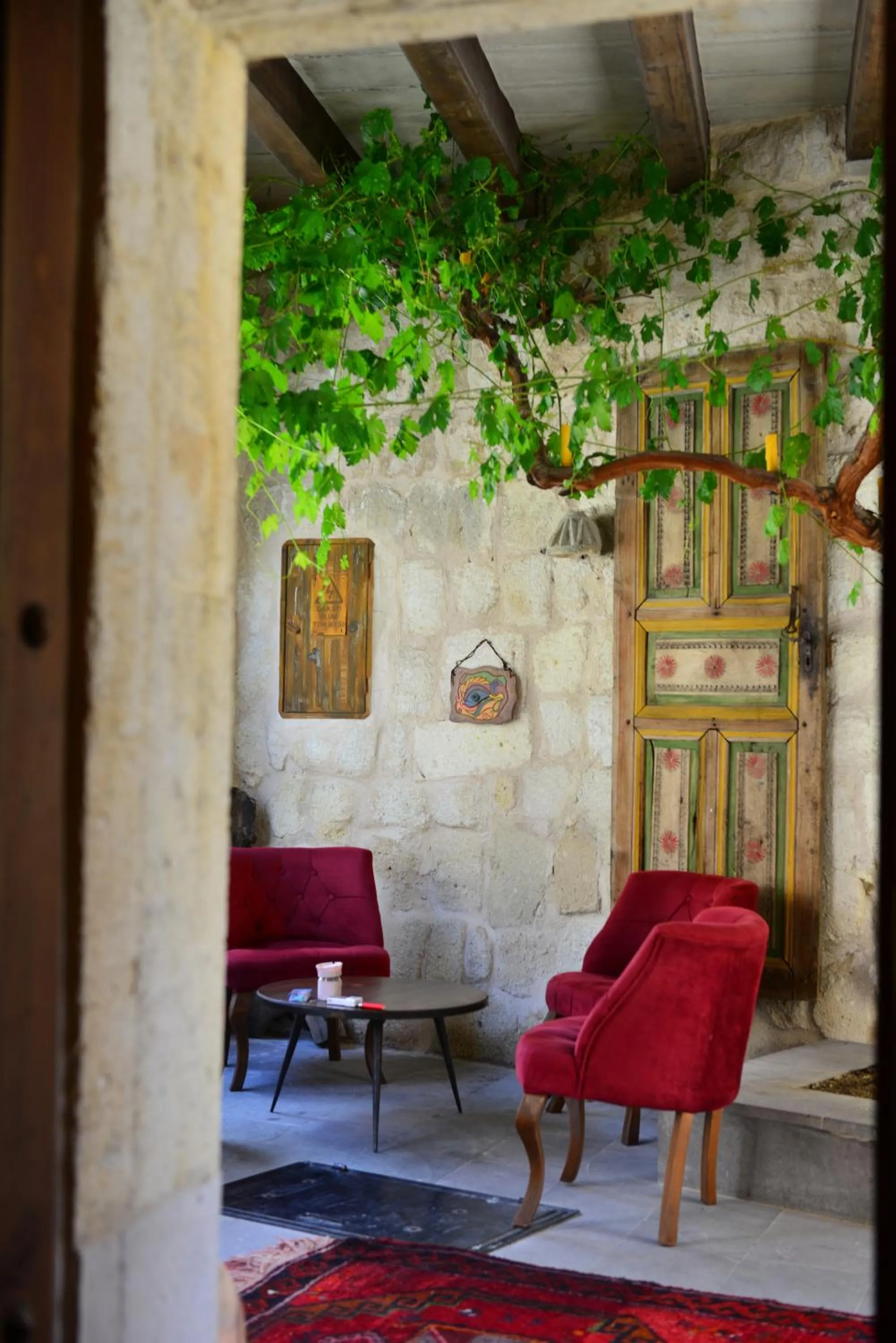 Garden in Caftan Cave Suites