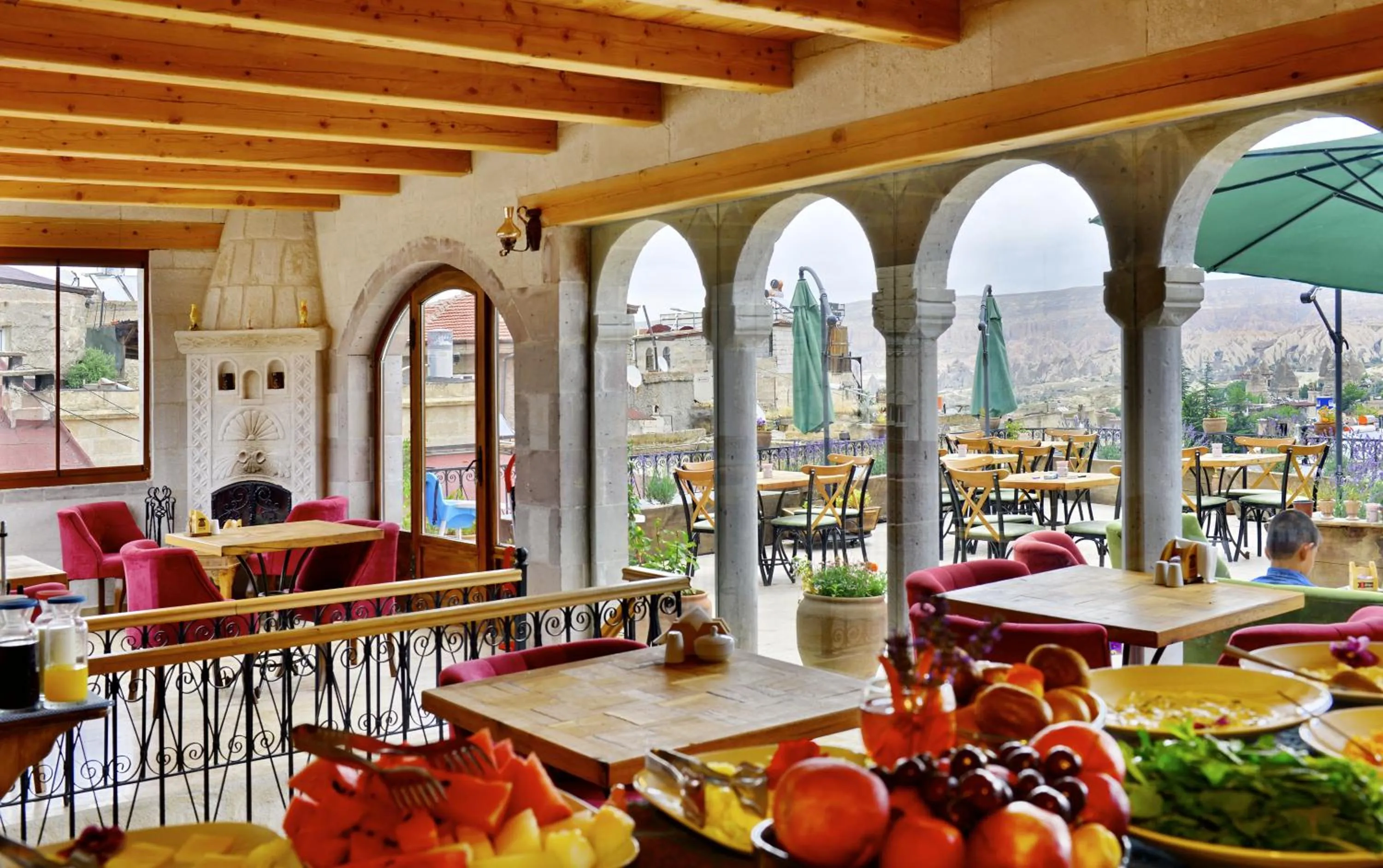 Lounge or bar in Caftan Cave Suites