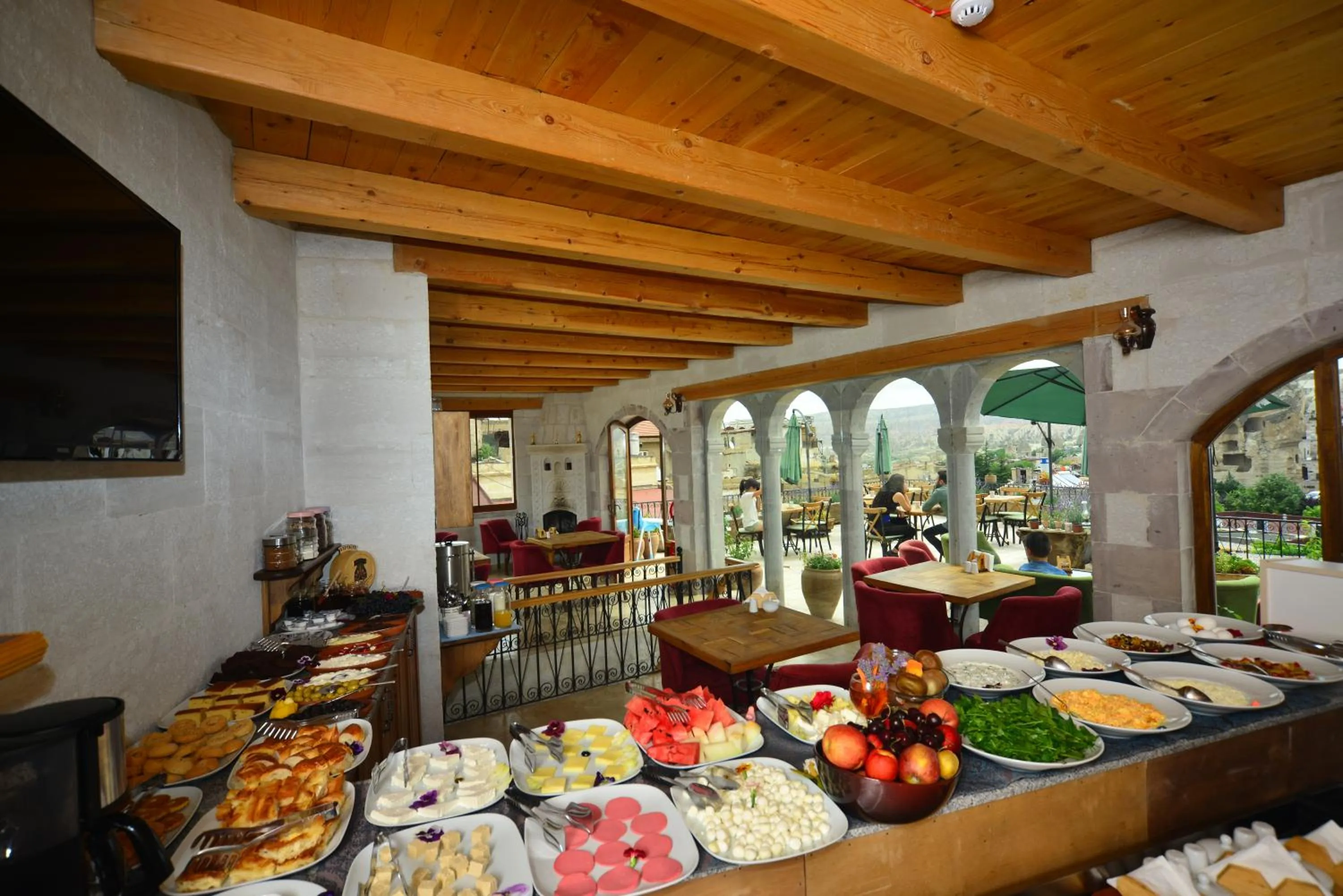 Breakfast in Caftan Cave Suites