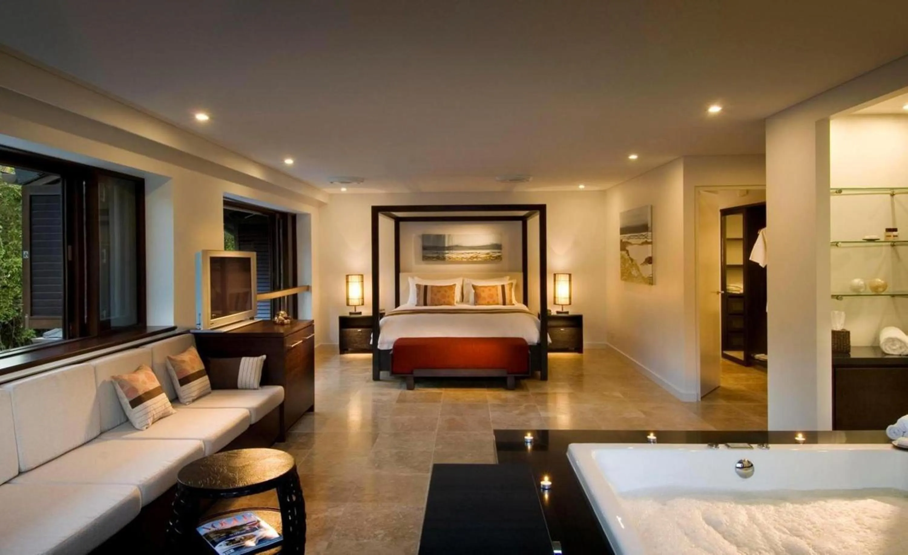 Shower, Bed in Pullman Port Douglas Sea Temple Resort and Spa