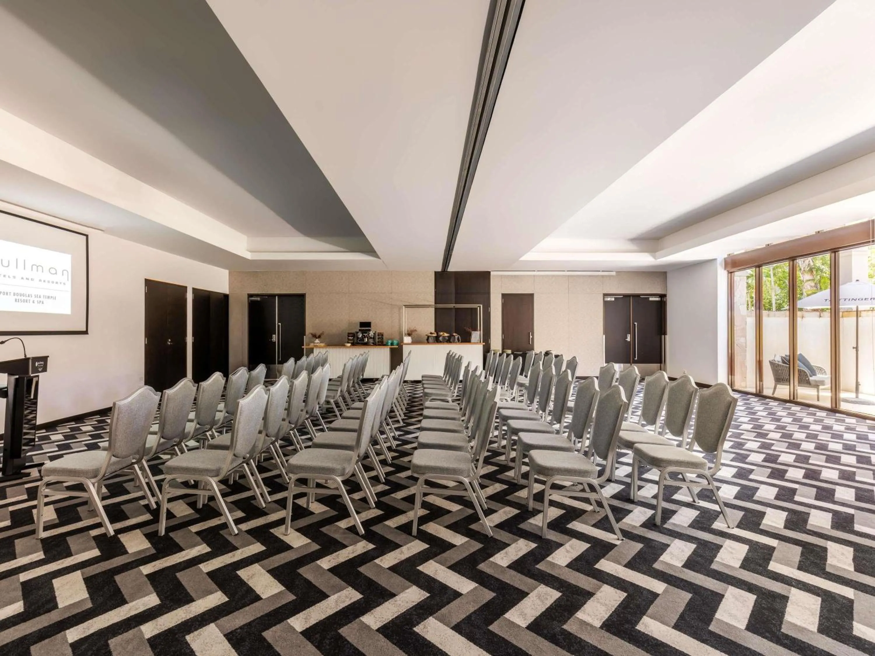 Meeting/conference room in Pullman Port Douglas Sea Temple Resort and Spa