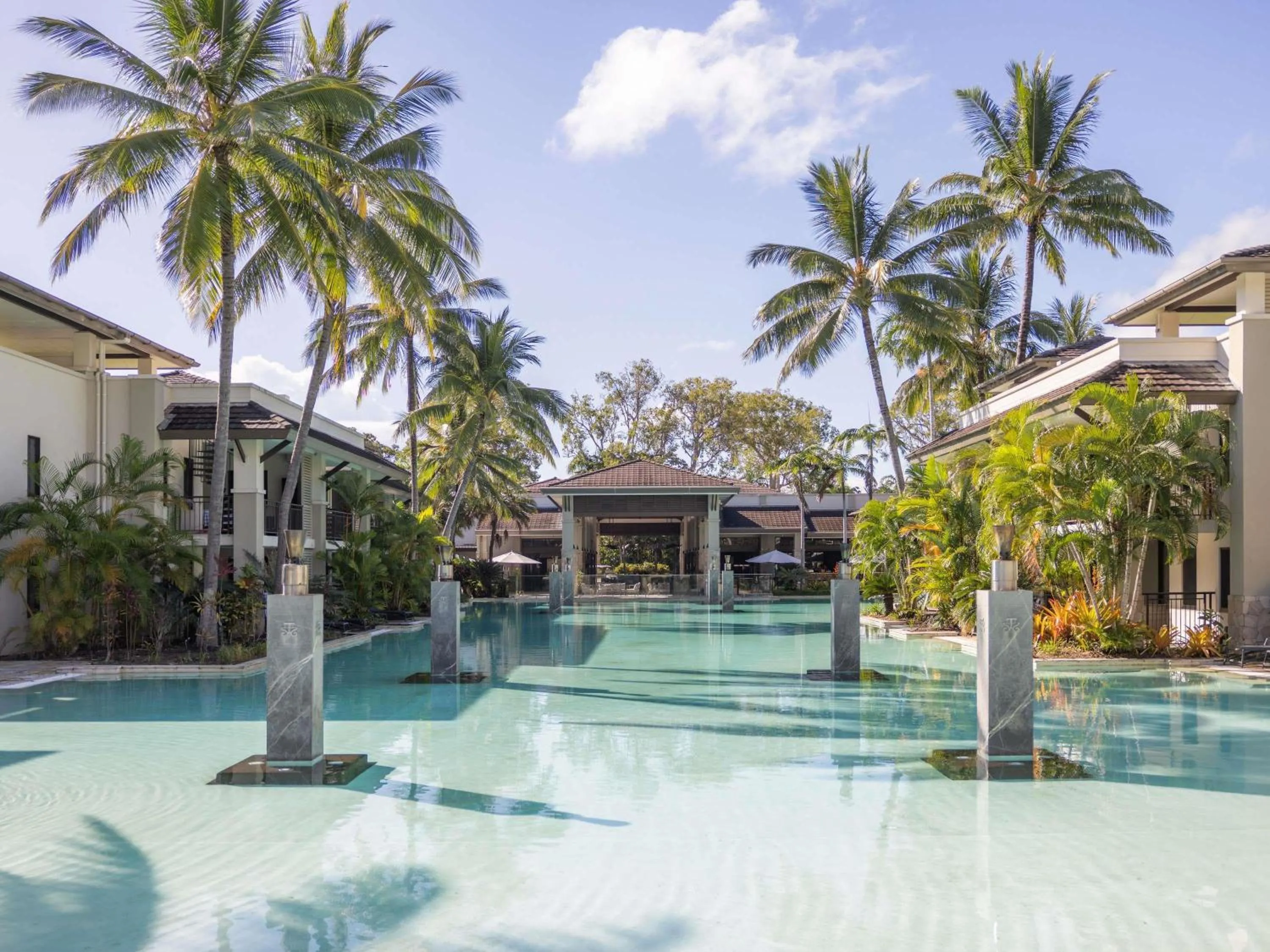 Property building in Pullman Port Douglas Sea Temple Resort and Spa