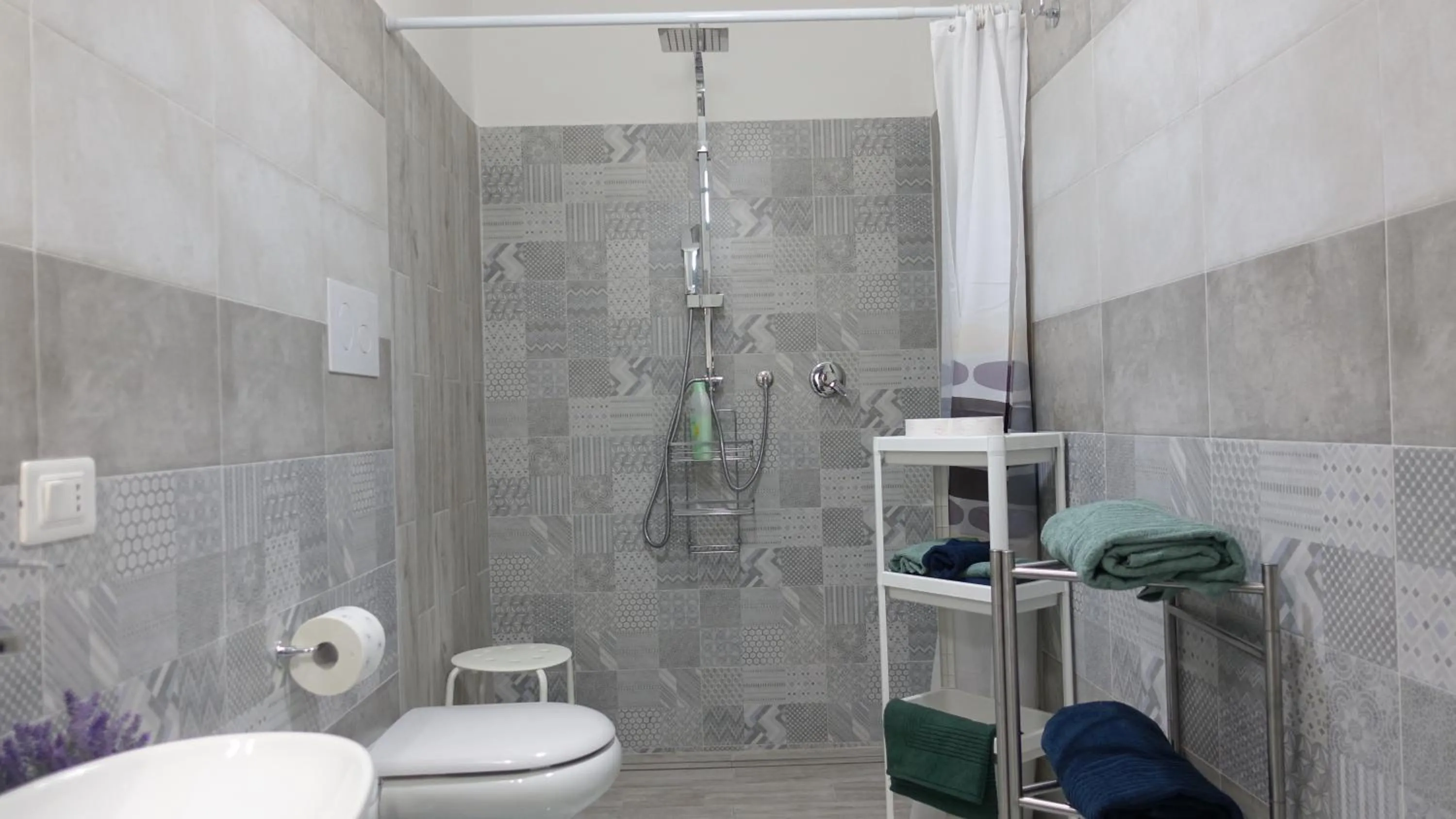 Shower in Corte Risco