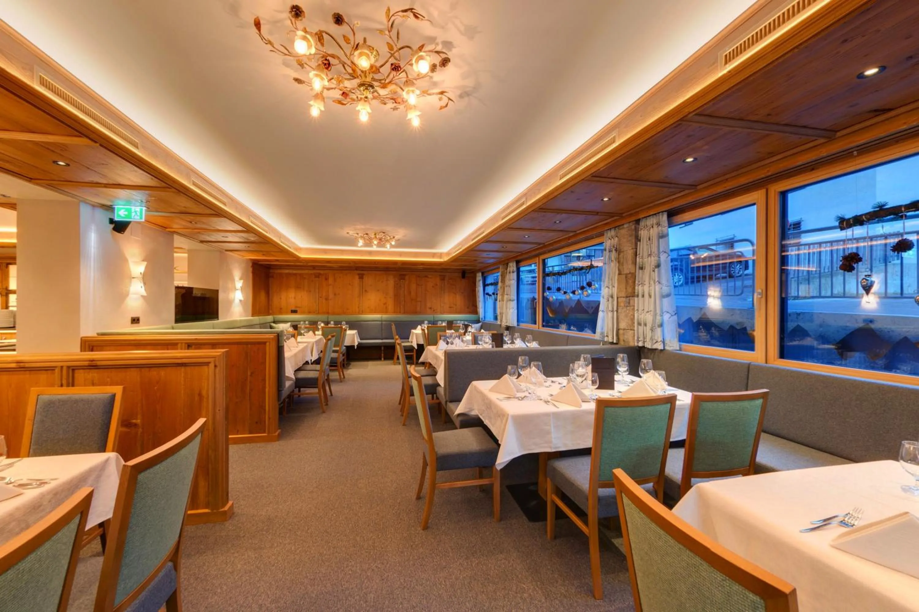 Restaurant/places to eat in Hotel Jägerhof