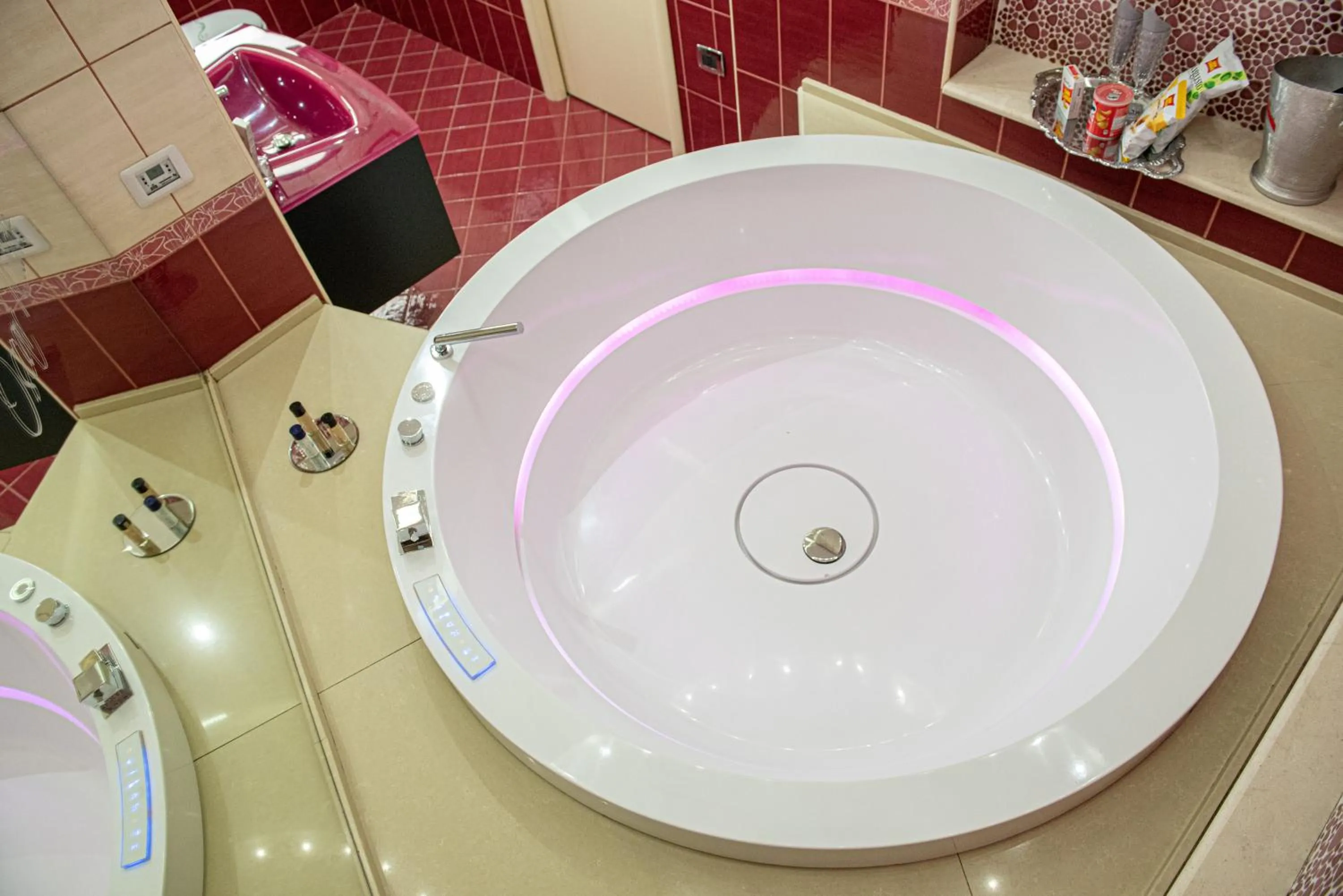 Hot Tub in Hotel Bellavista