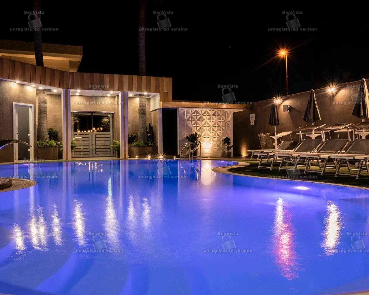 Swimming pool in Hotel Bellavista