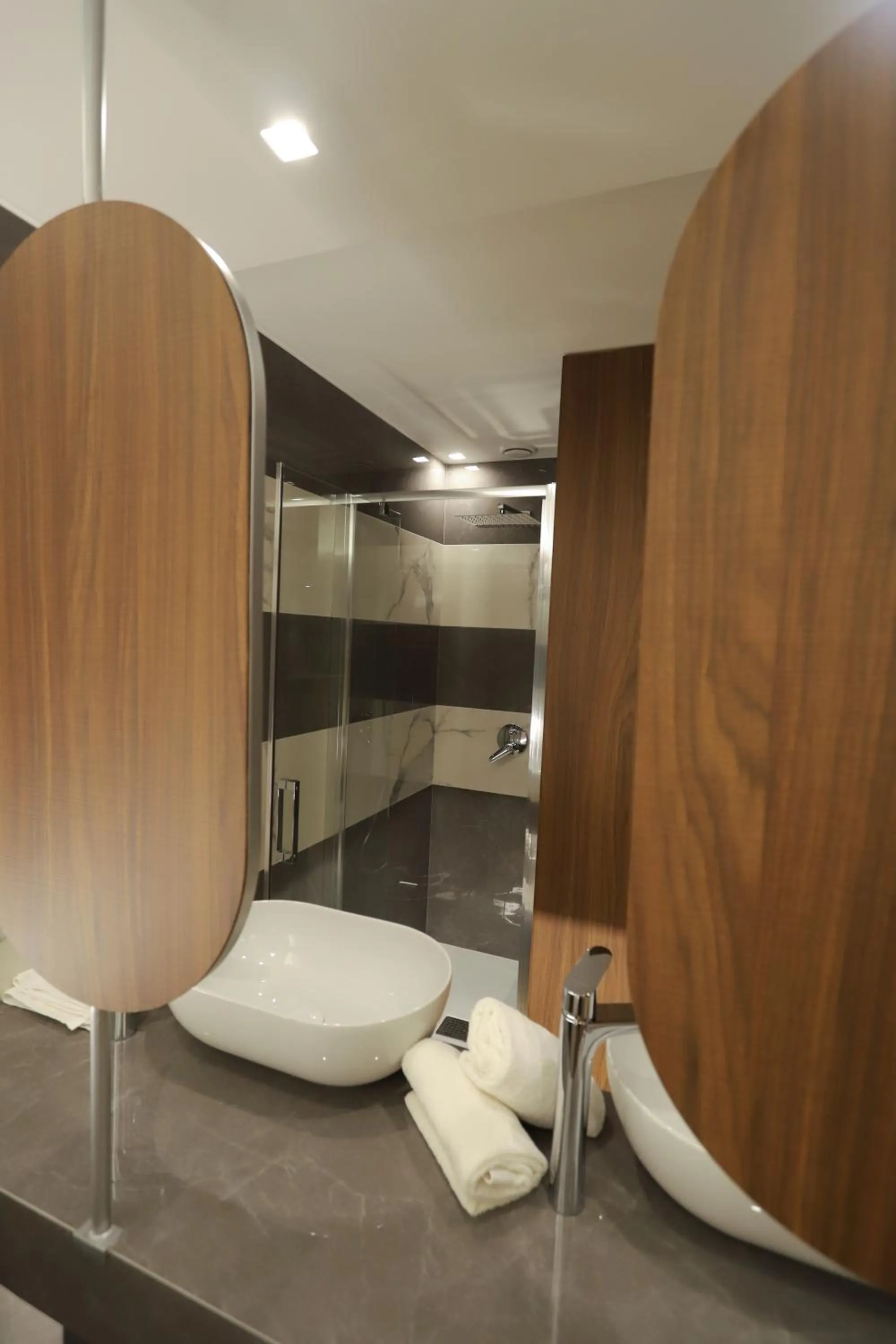 Shower in Hotel Bellavista