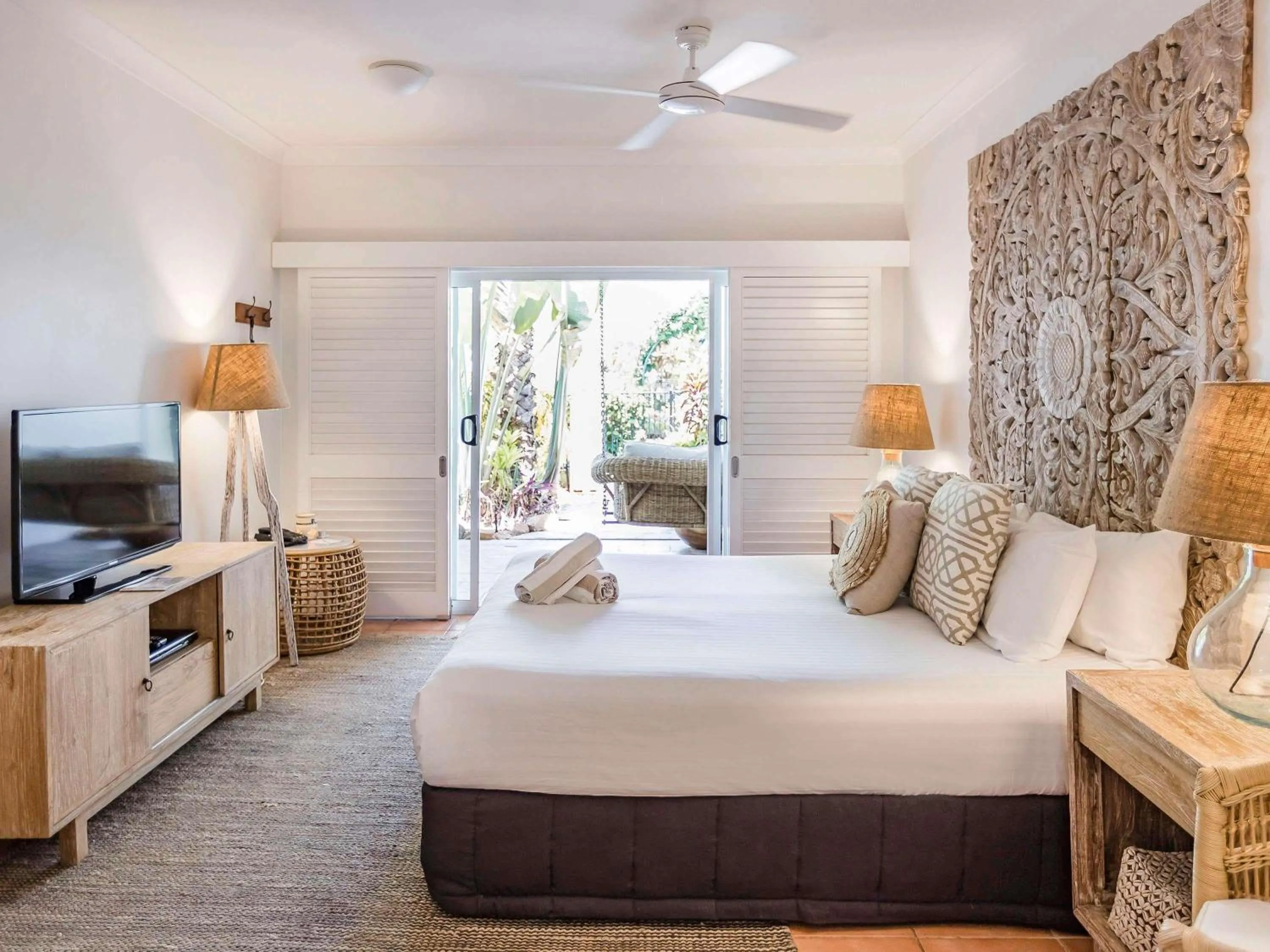 Bedroom, Bed in The Reef House Adults Retreat - Enjoy 28 Complimentary Inclusions