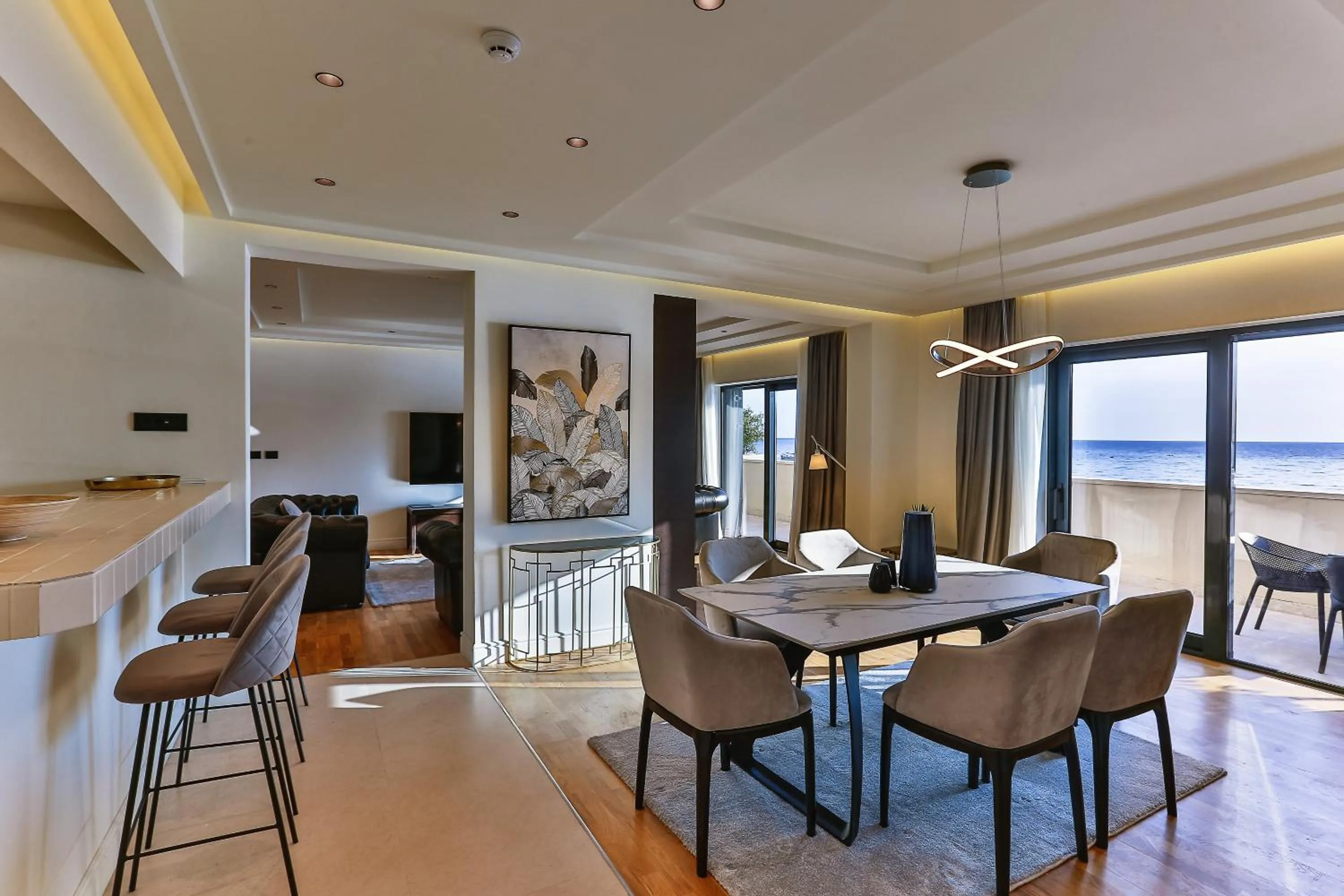 Dining area in Hotel California by Aycon