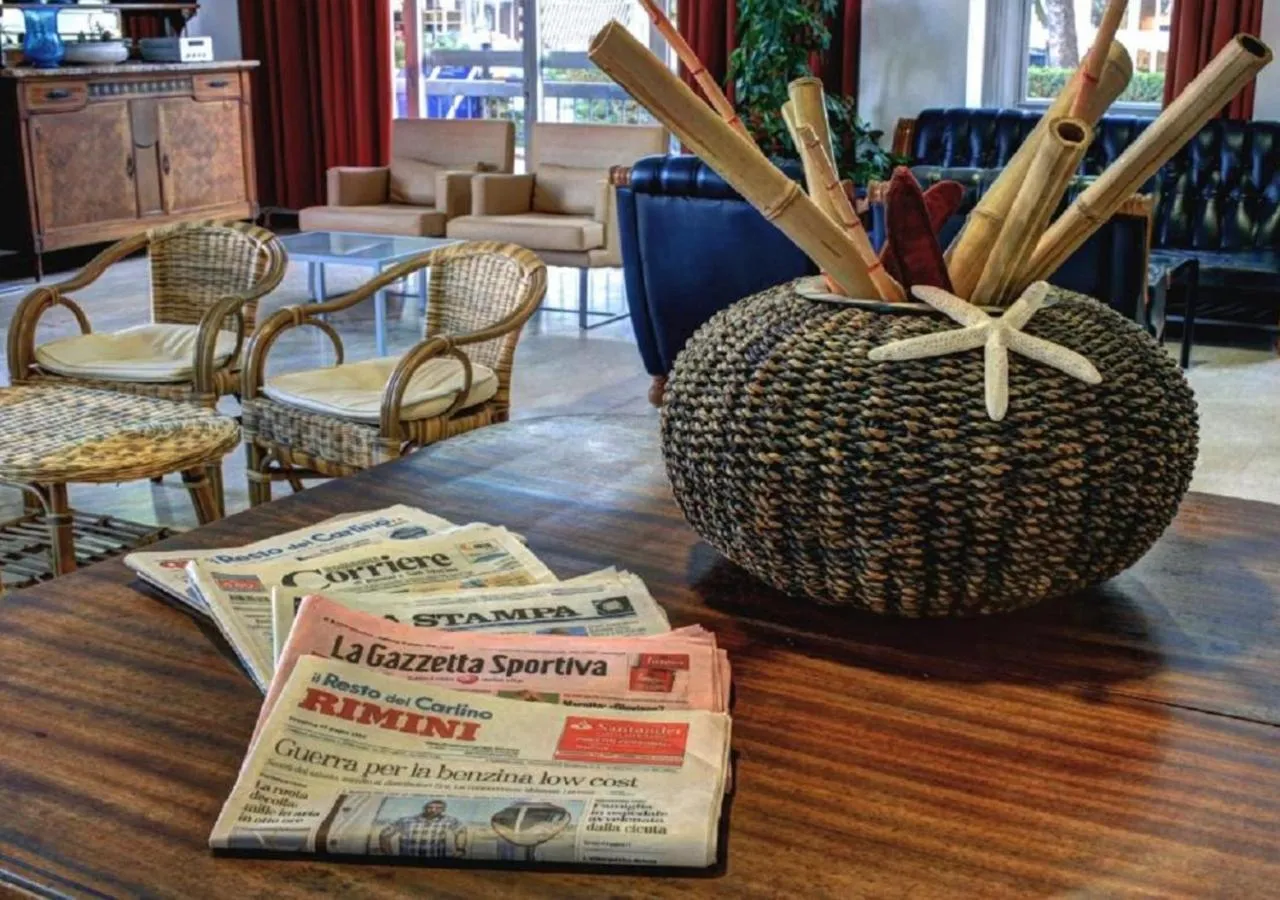 Communal lounge/ TV room in Hotel Atlas