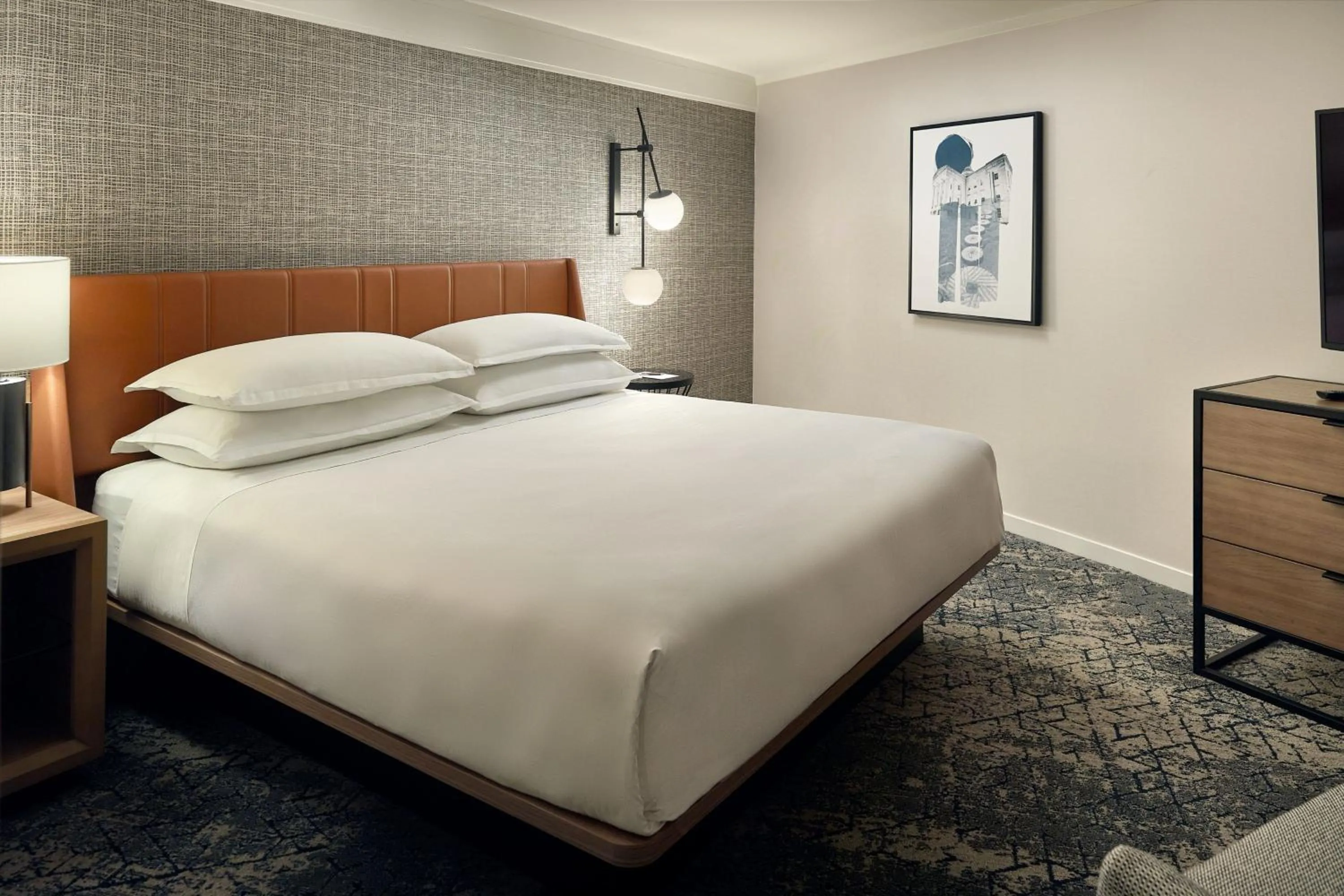 Bedroom, Bed in Sheraton Imperial Hotel Raleigh-Durham Airport at Research Triangle Park