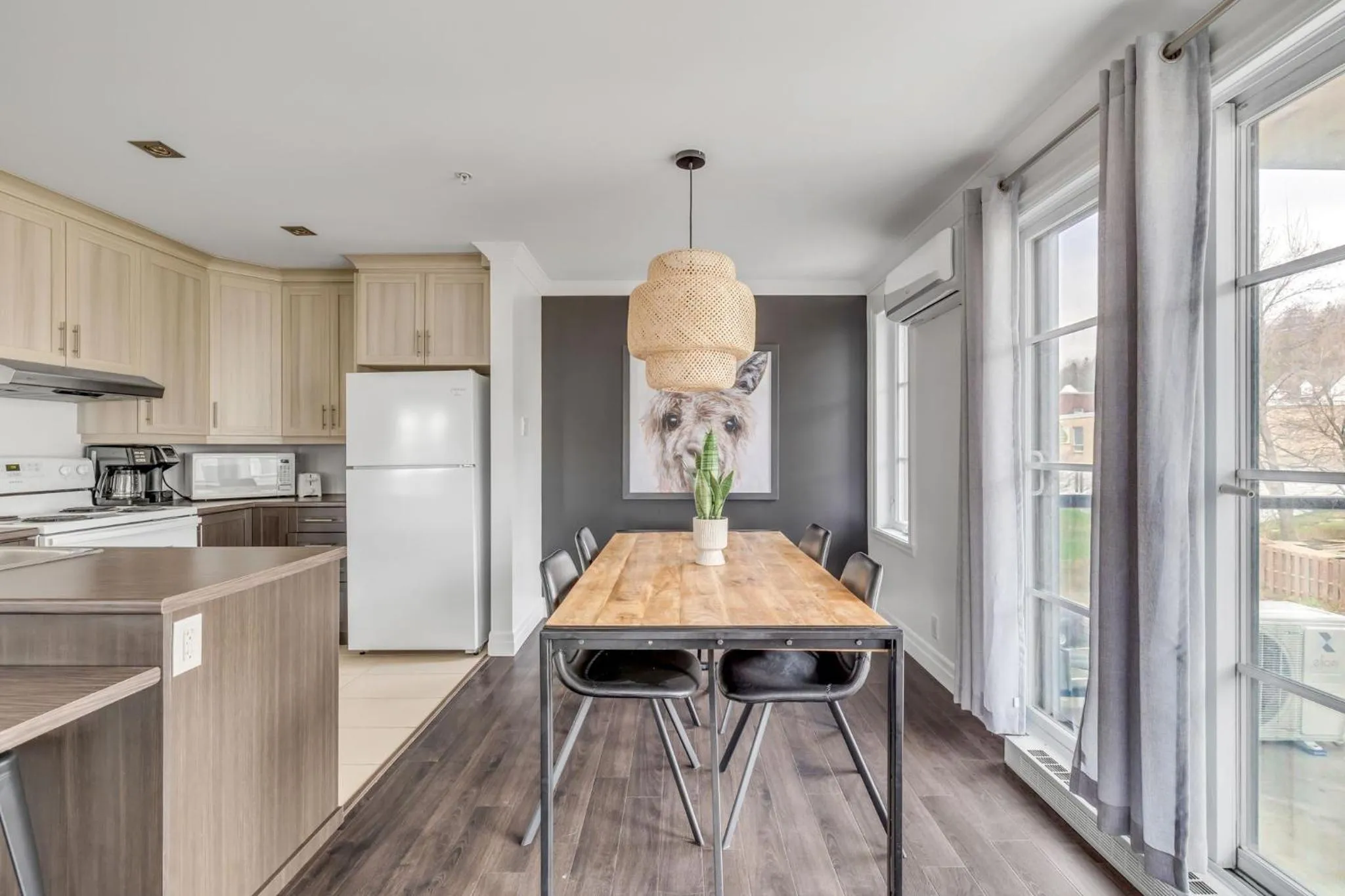 Kitchen or kitchenette in INITIAL - HORIZON - Chutes-Montmorency