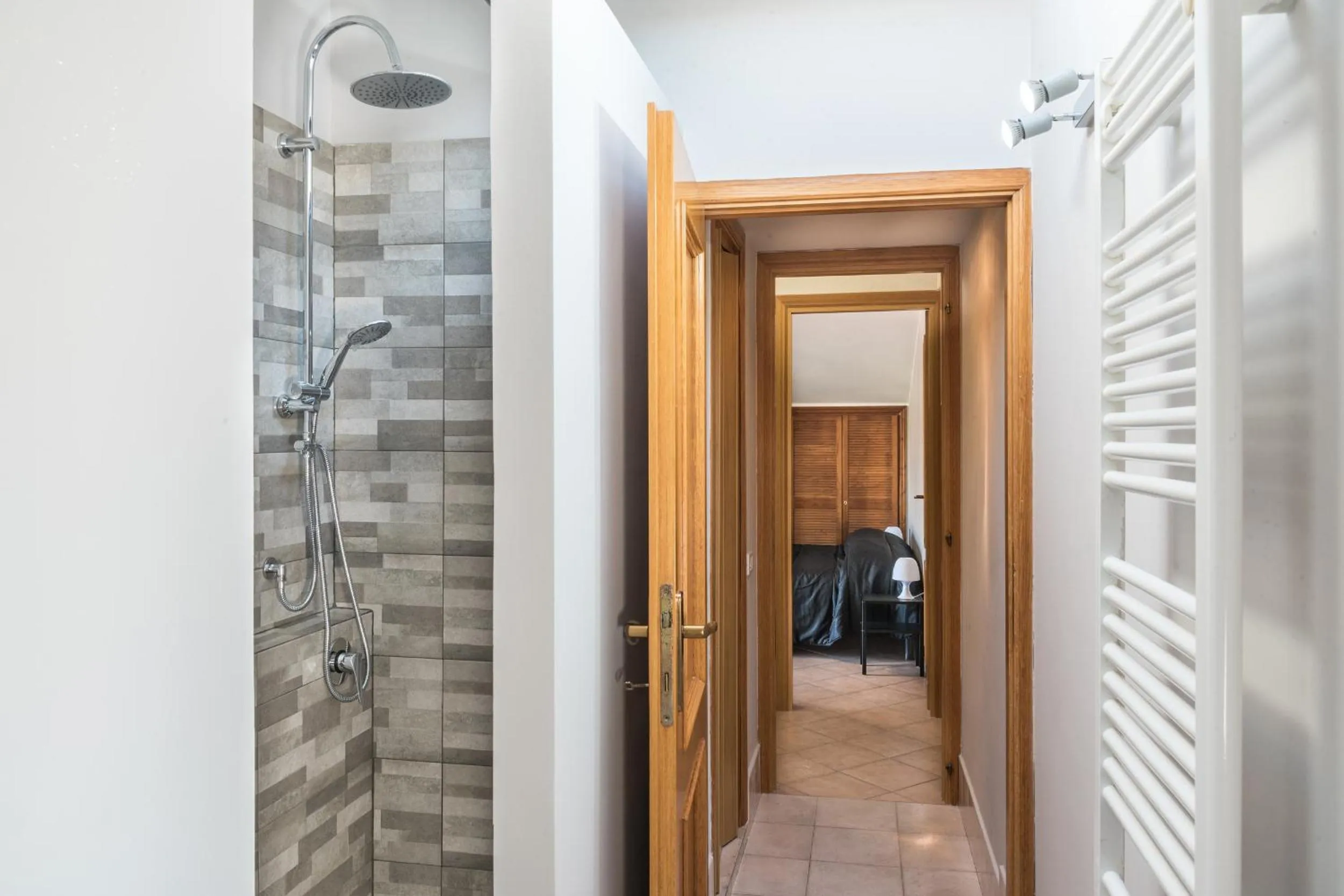 Travelershome Ciampino&Morena GuestHouse