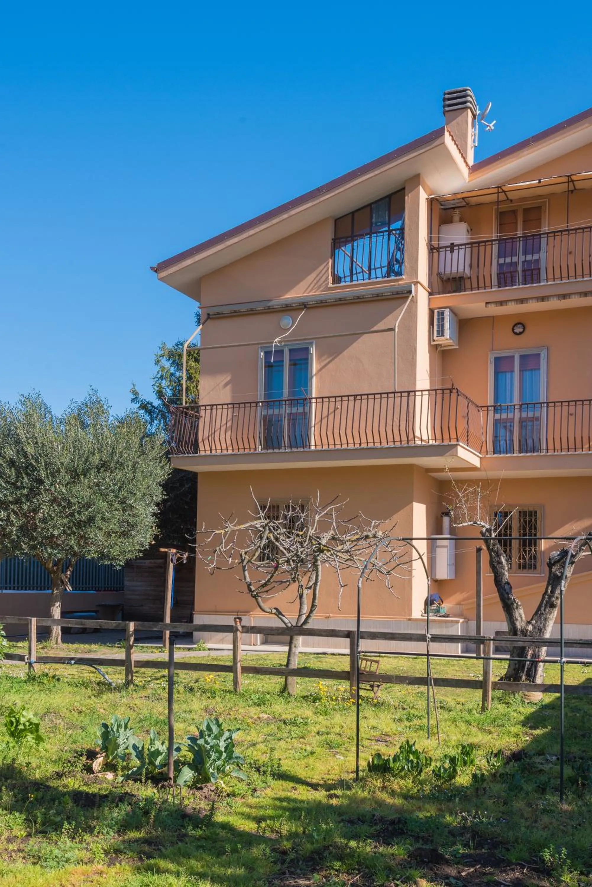 Travelershome Ciampino&Morena GuestHouse