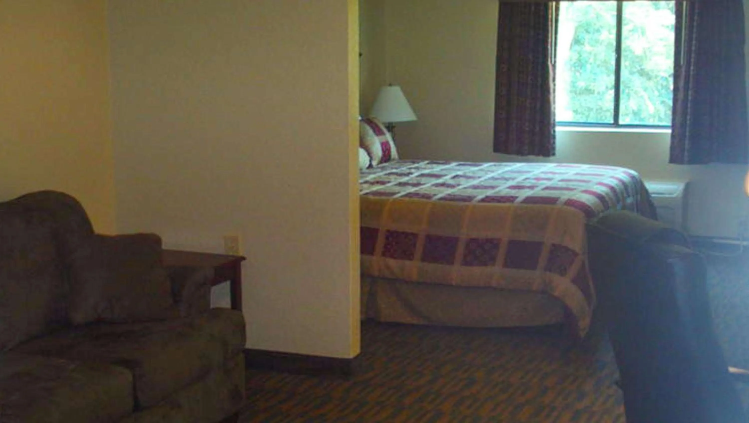 Photo of the whole room, Bed in Western Motel Inn and Suites Hazelhurst
