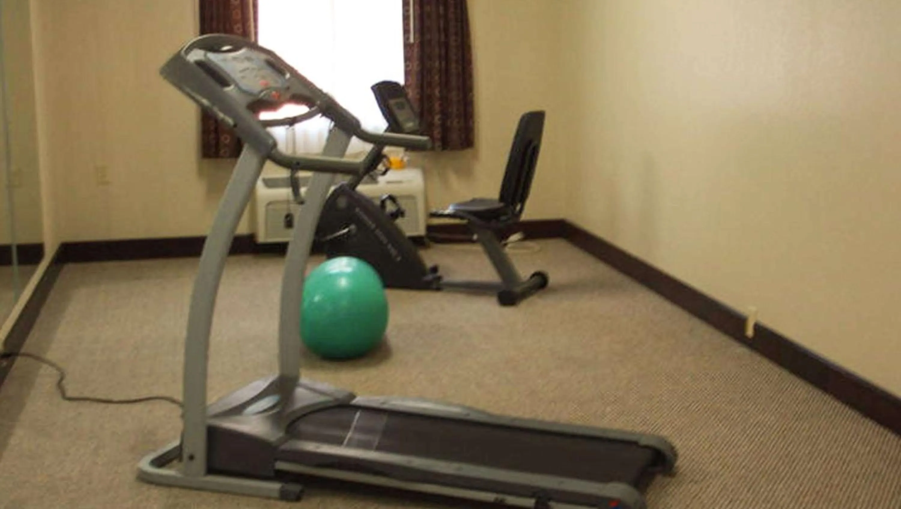 Fitness centre/facilities in Western Motel Inn and Suites Hazelhurst