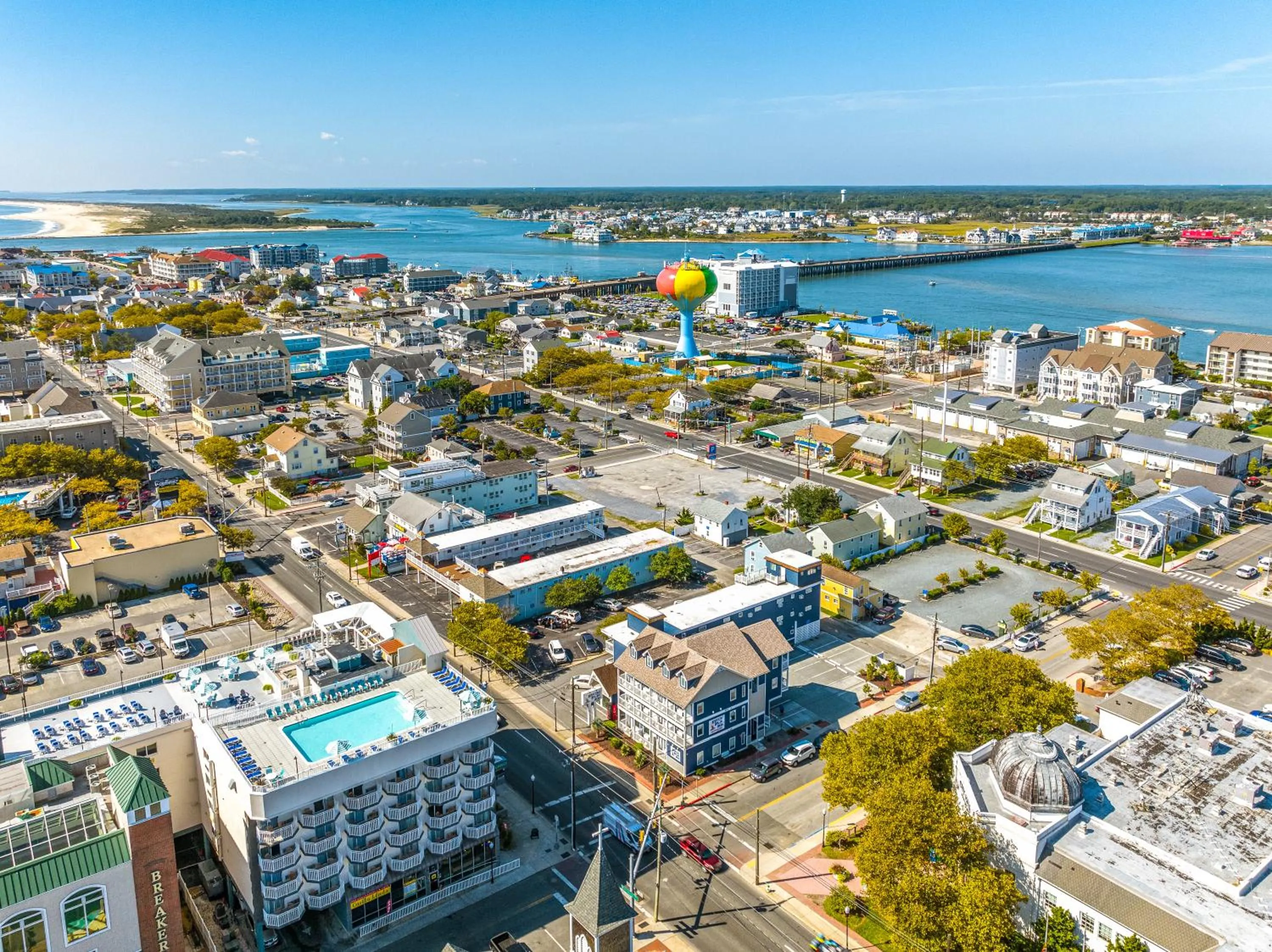 Property building in Beach Bum Inn