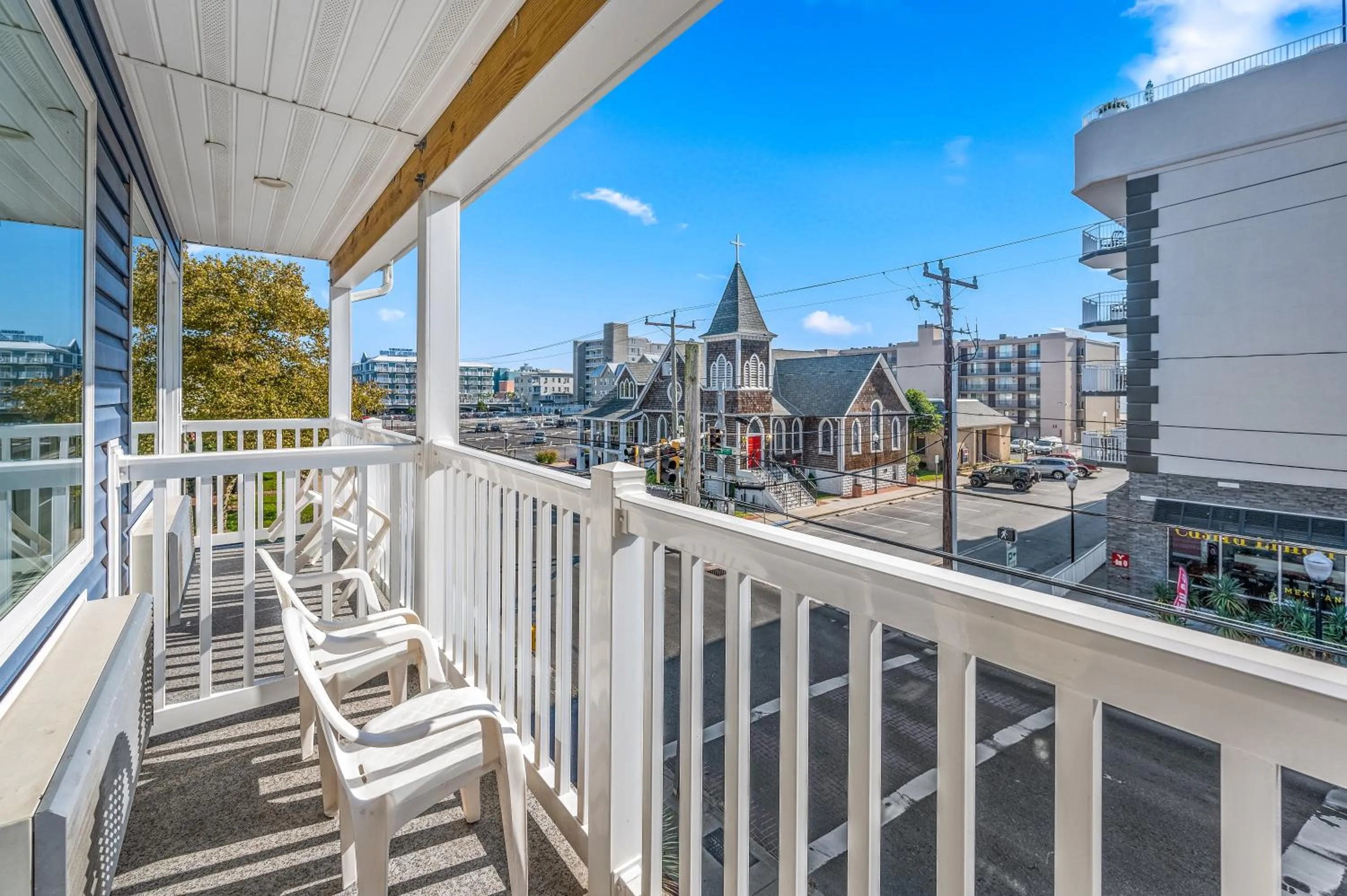 Balcony/Terrace in Beach Bum Inn