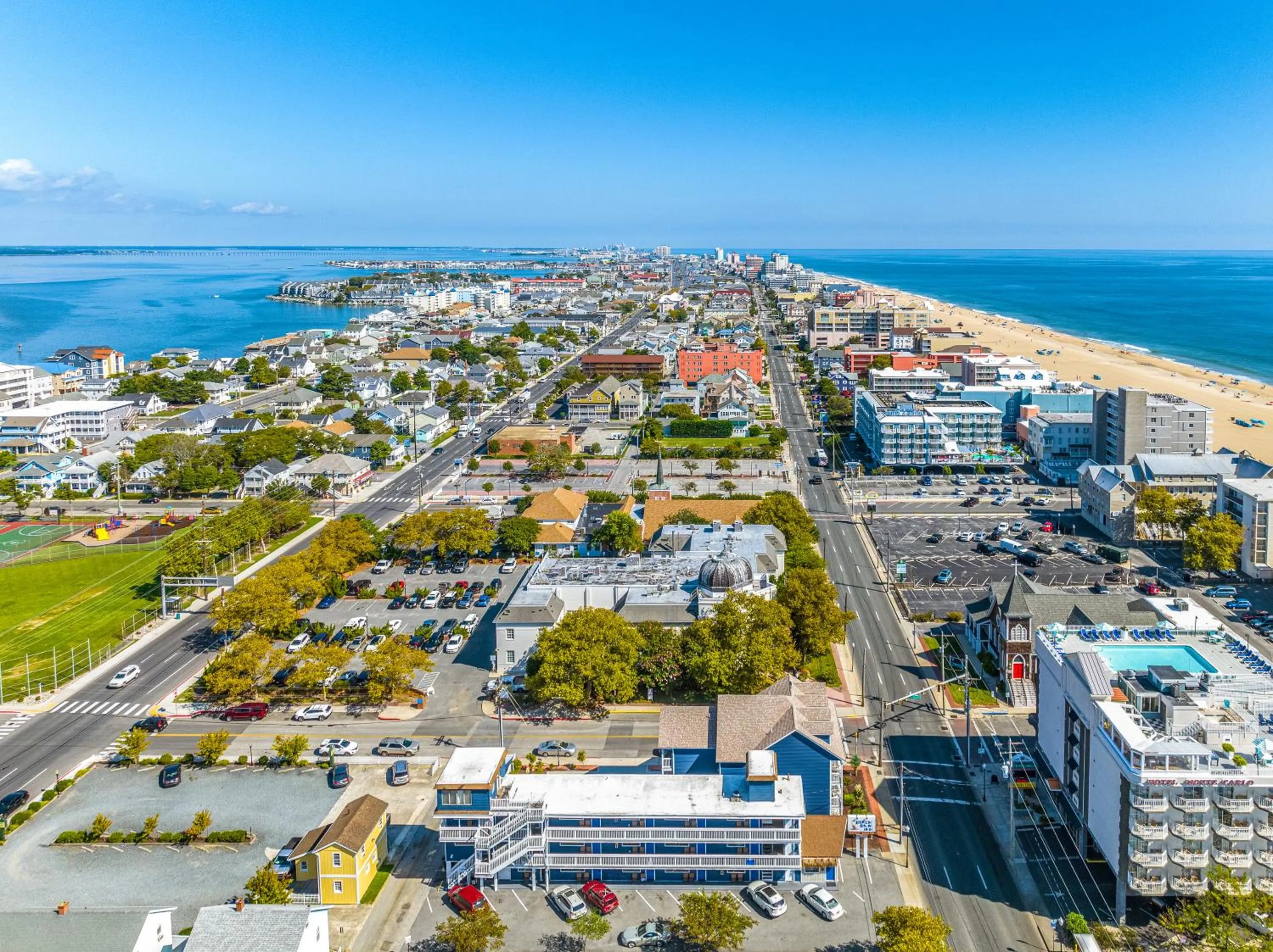 Property building in Beach Bum Inn