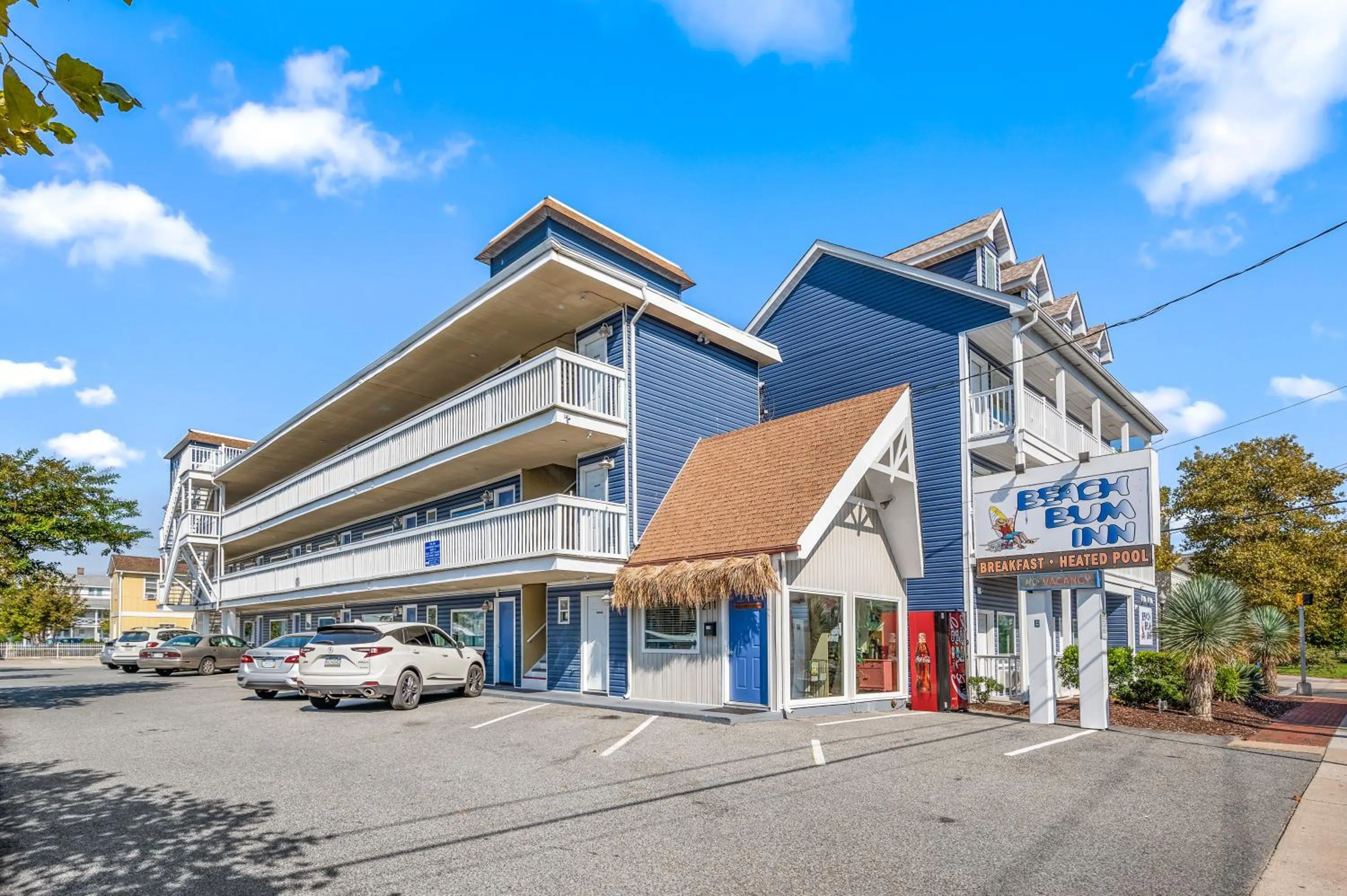 Property building in Beach Bum Inn