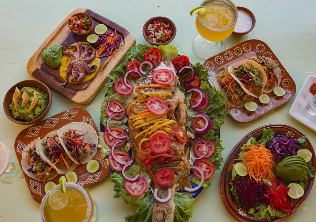 Food in Hotel Bahía de la Luna