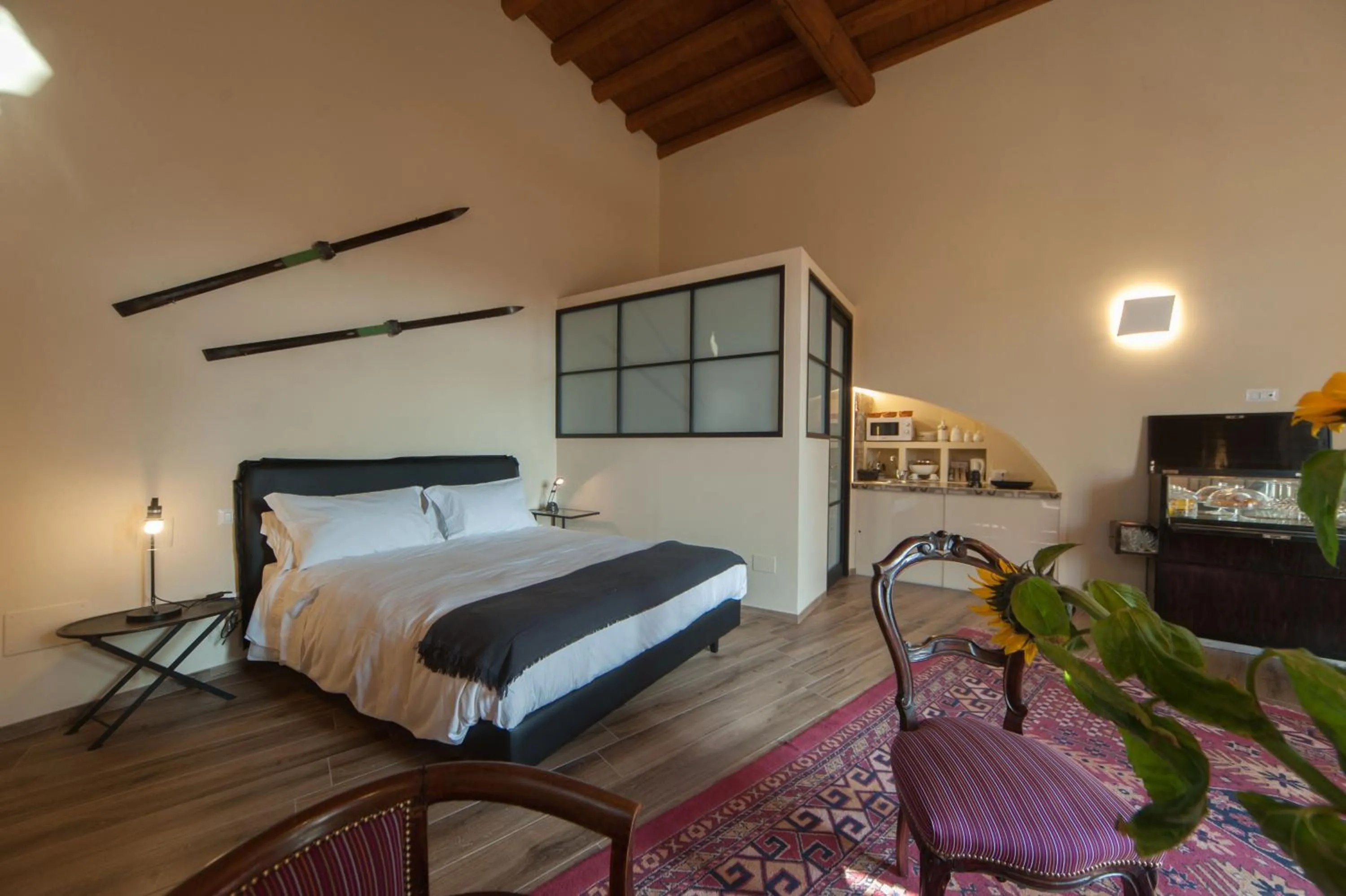 Photo of the whole room, Bed in La Soffitta Covelli