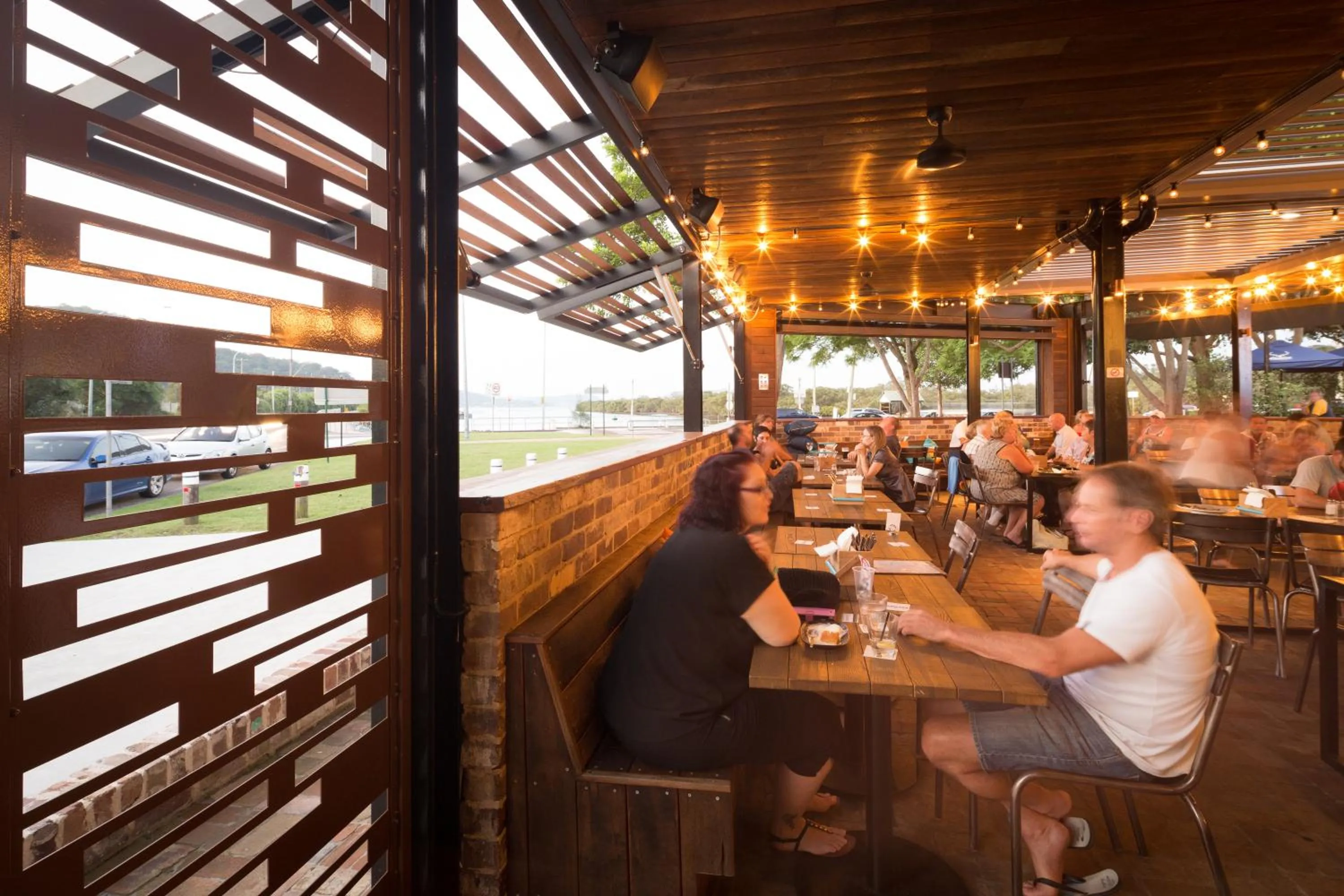 Restaurant/places to eat in Bayview Hotel Woy Woy