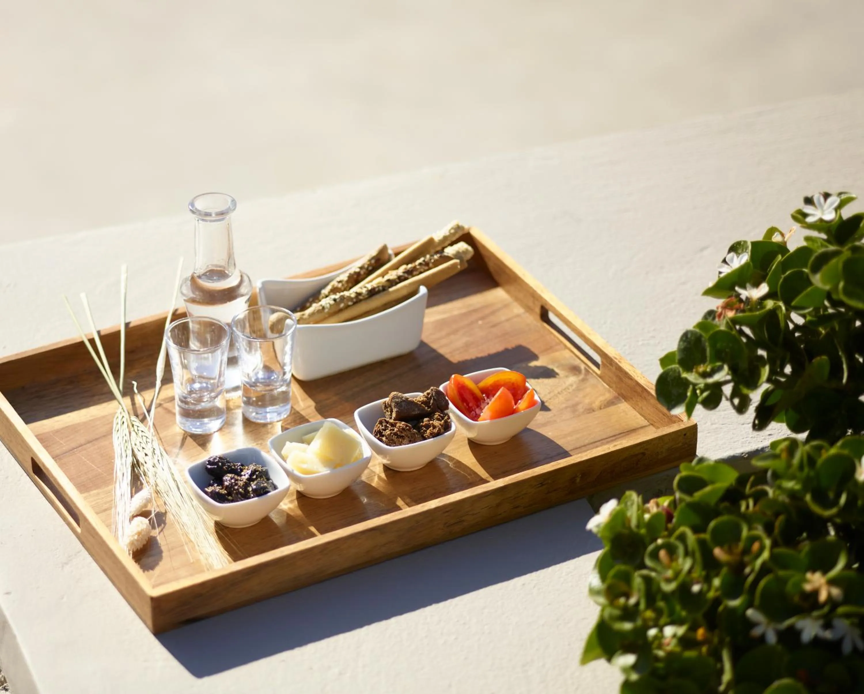 Food and drinks in Melidonia Suites