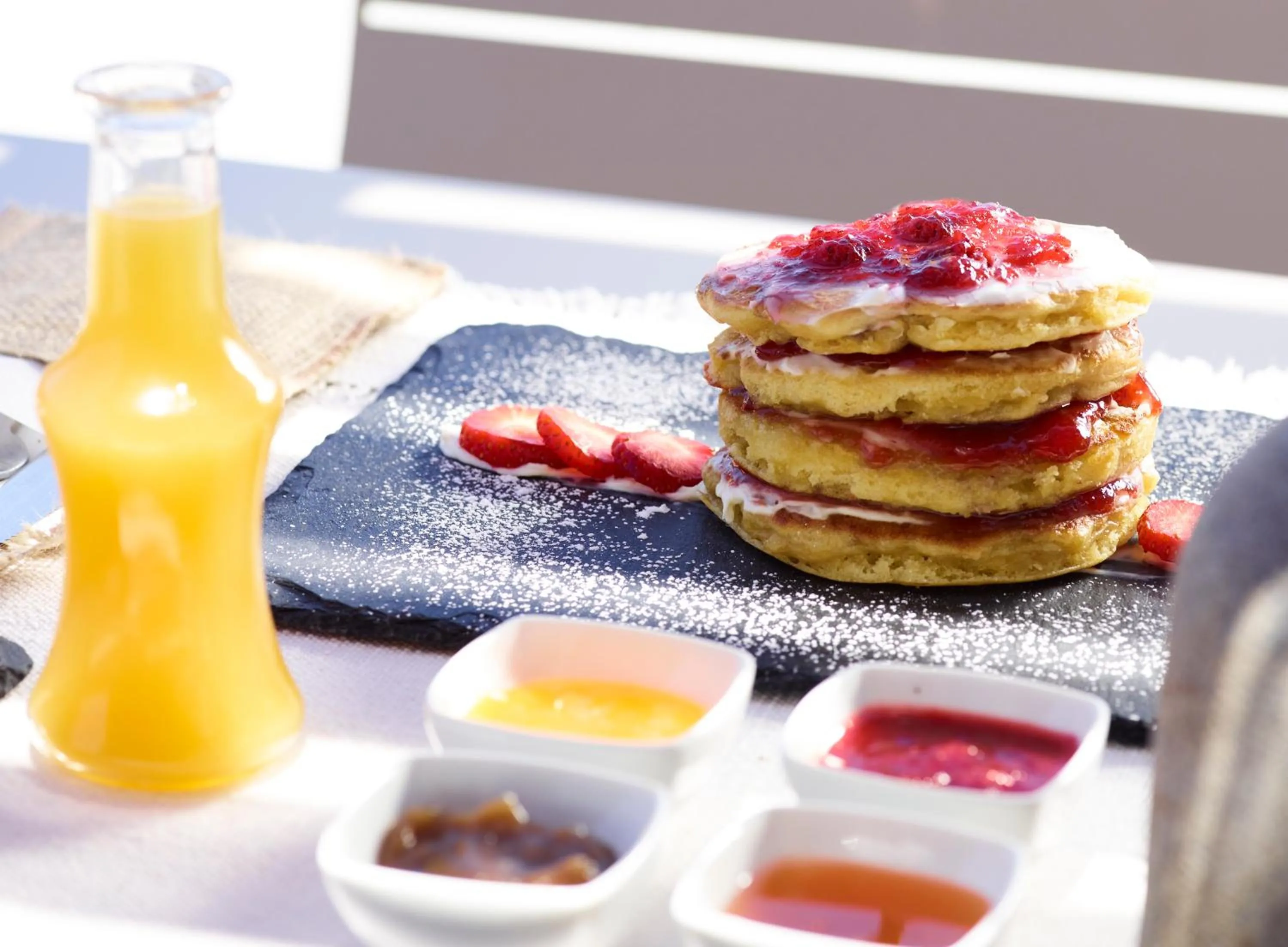 Food and drinks in Melidonia Suites