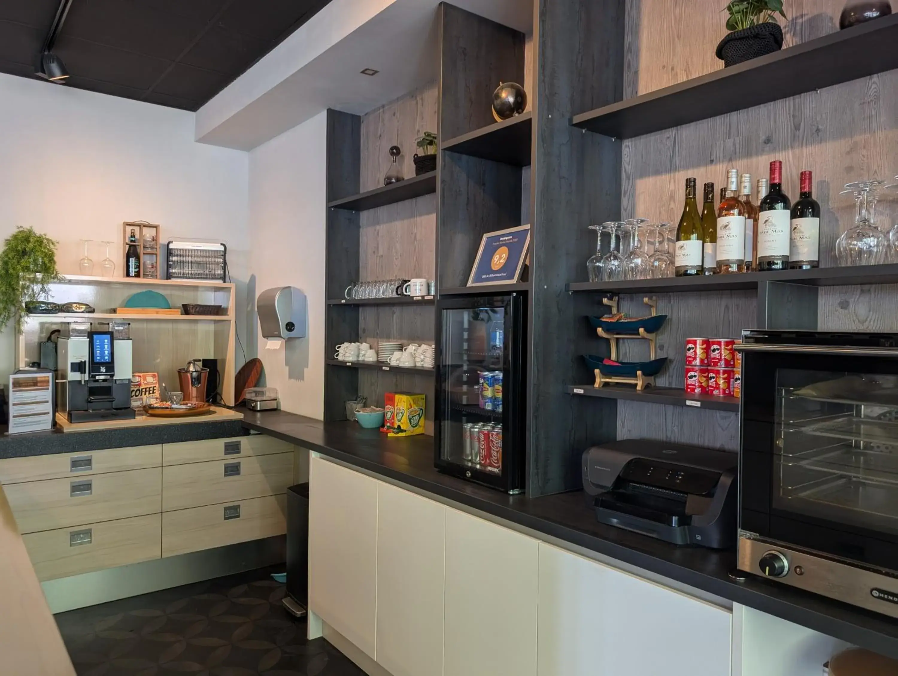 Family Room with Private Bathroom - single occupancy in B&B de Wilhelminaschool Family Room with Private Bathroom - single occupancy in B&B de Wilhelminaschool