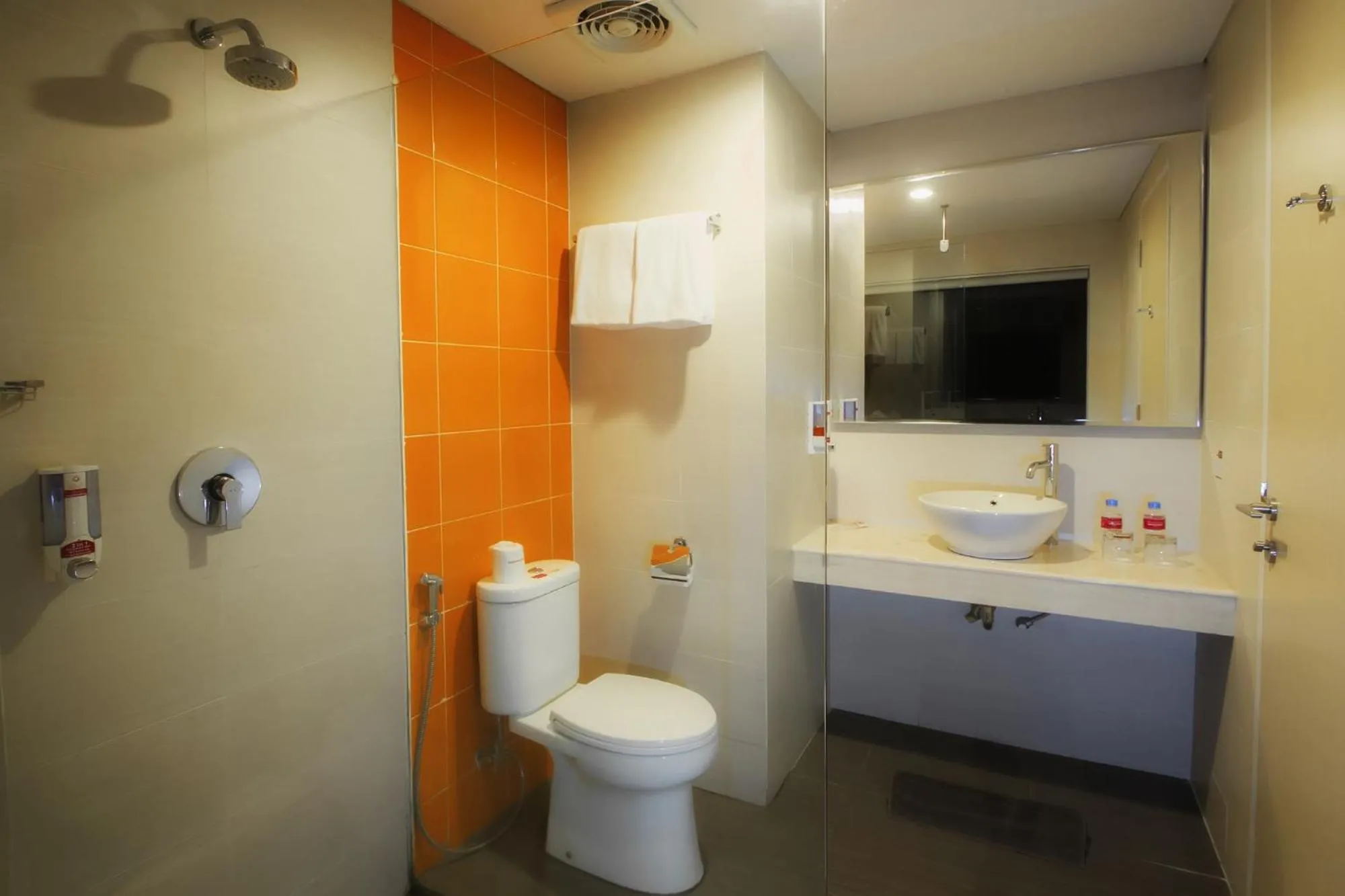 Bathroom in d'primahotel Balikpapan