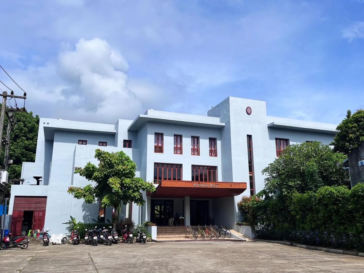 Property building in Riverhouse Resort