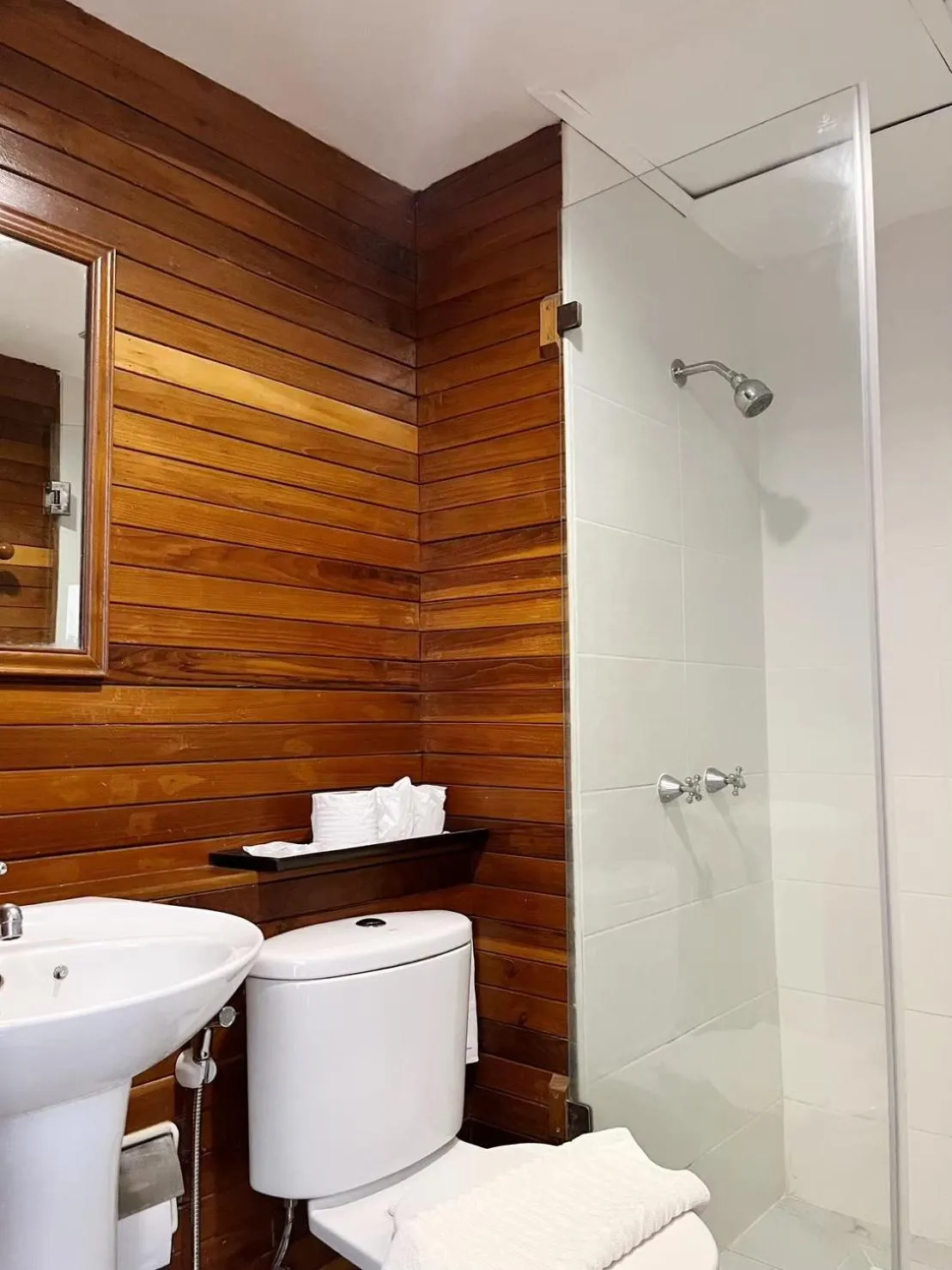 Shower in Riverhouse Resort