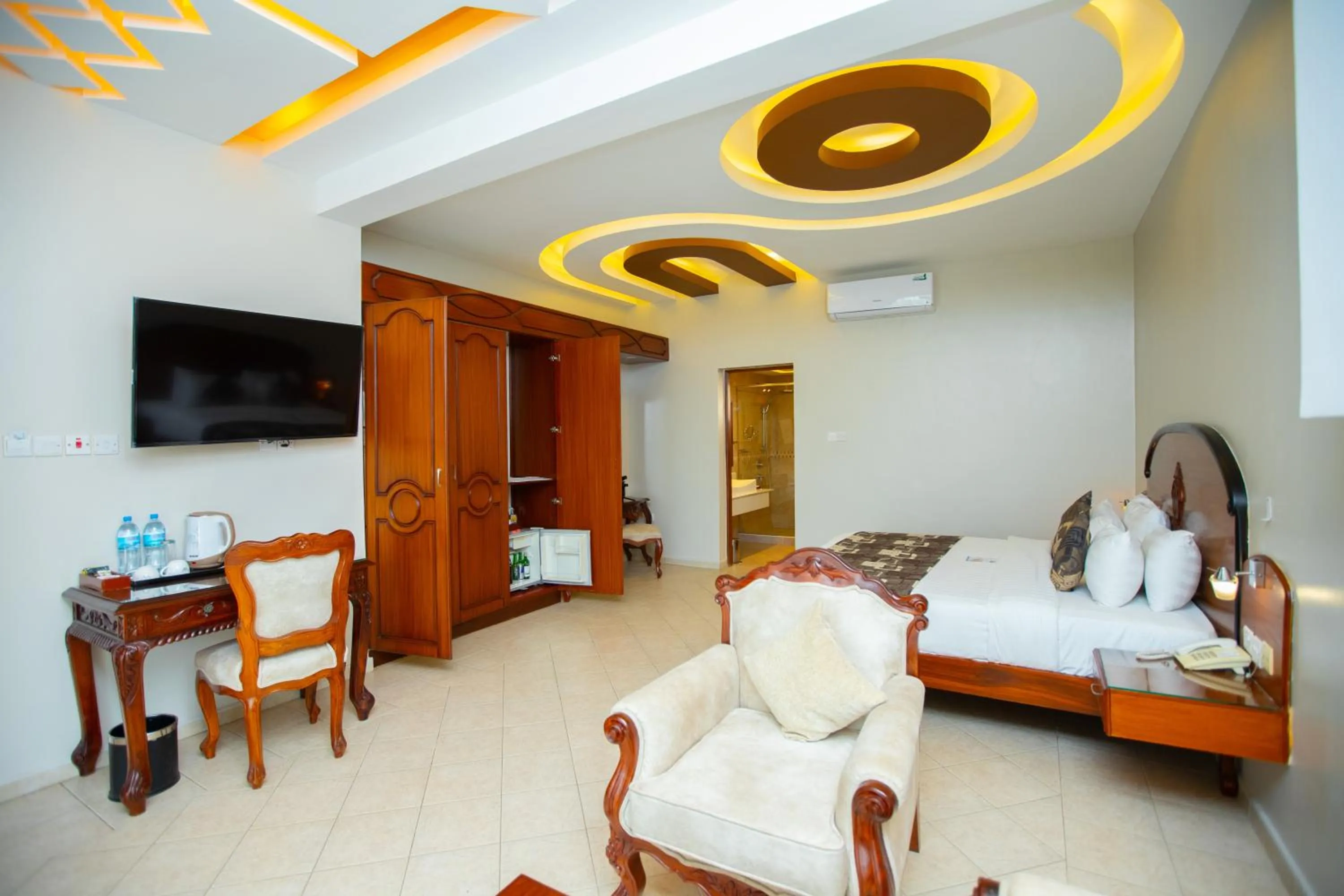 Bed in Malaika Beach Resort