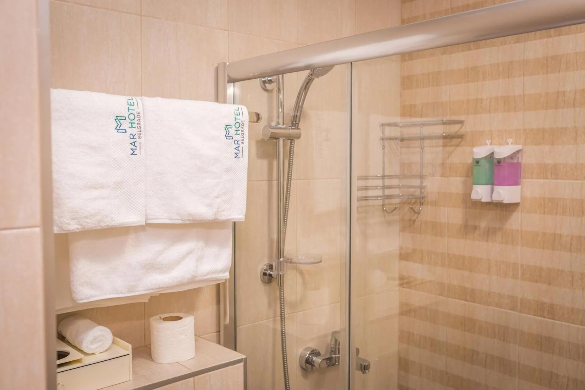 Shower in Hotel Mar Garni