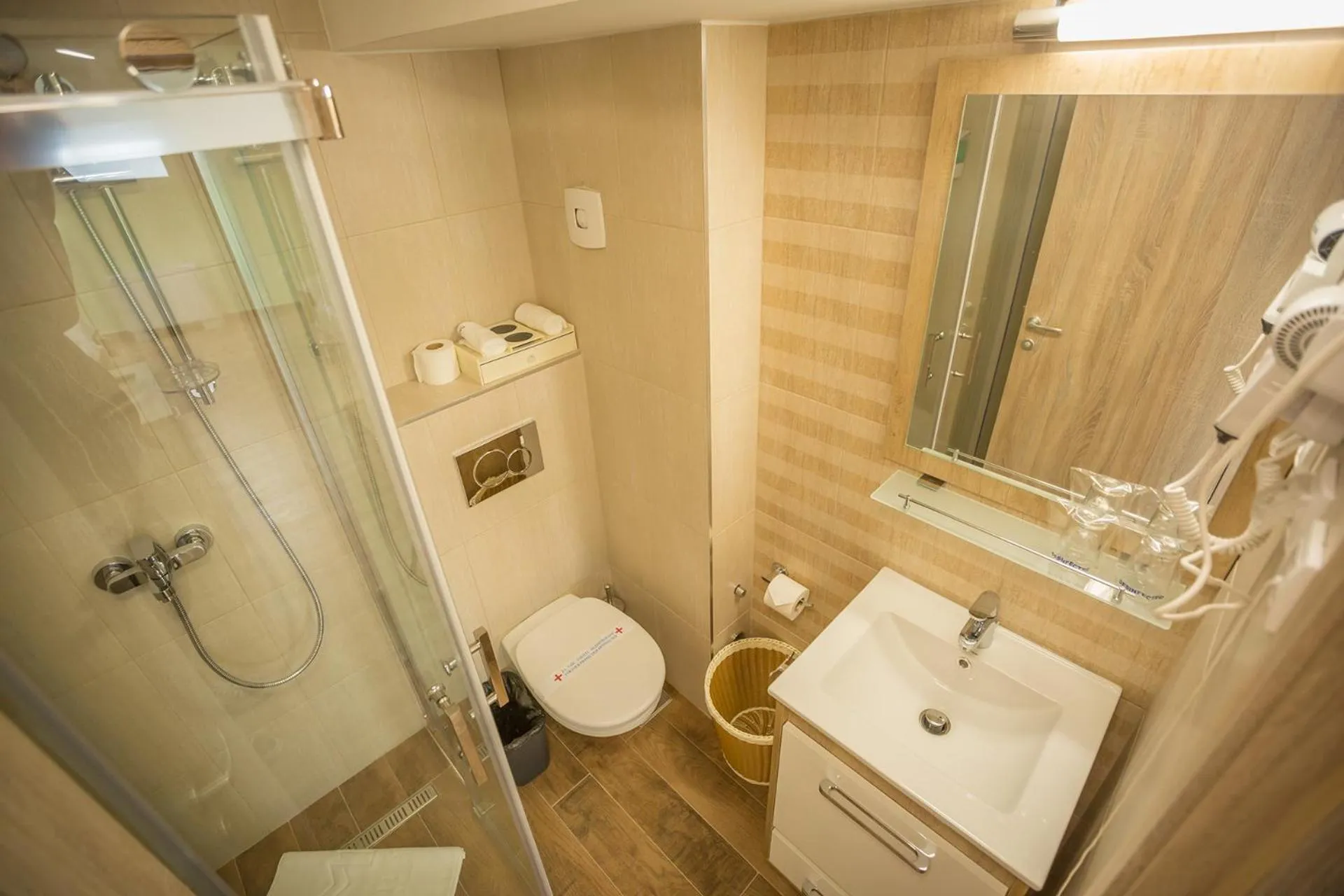 Bathroom in Hotel Mar Garni