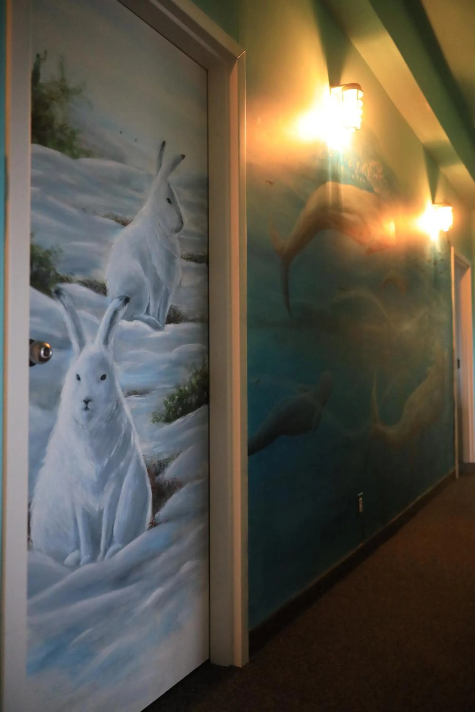 Decorative detail in IceBerg Inn