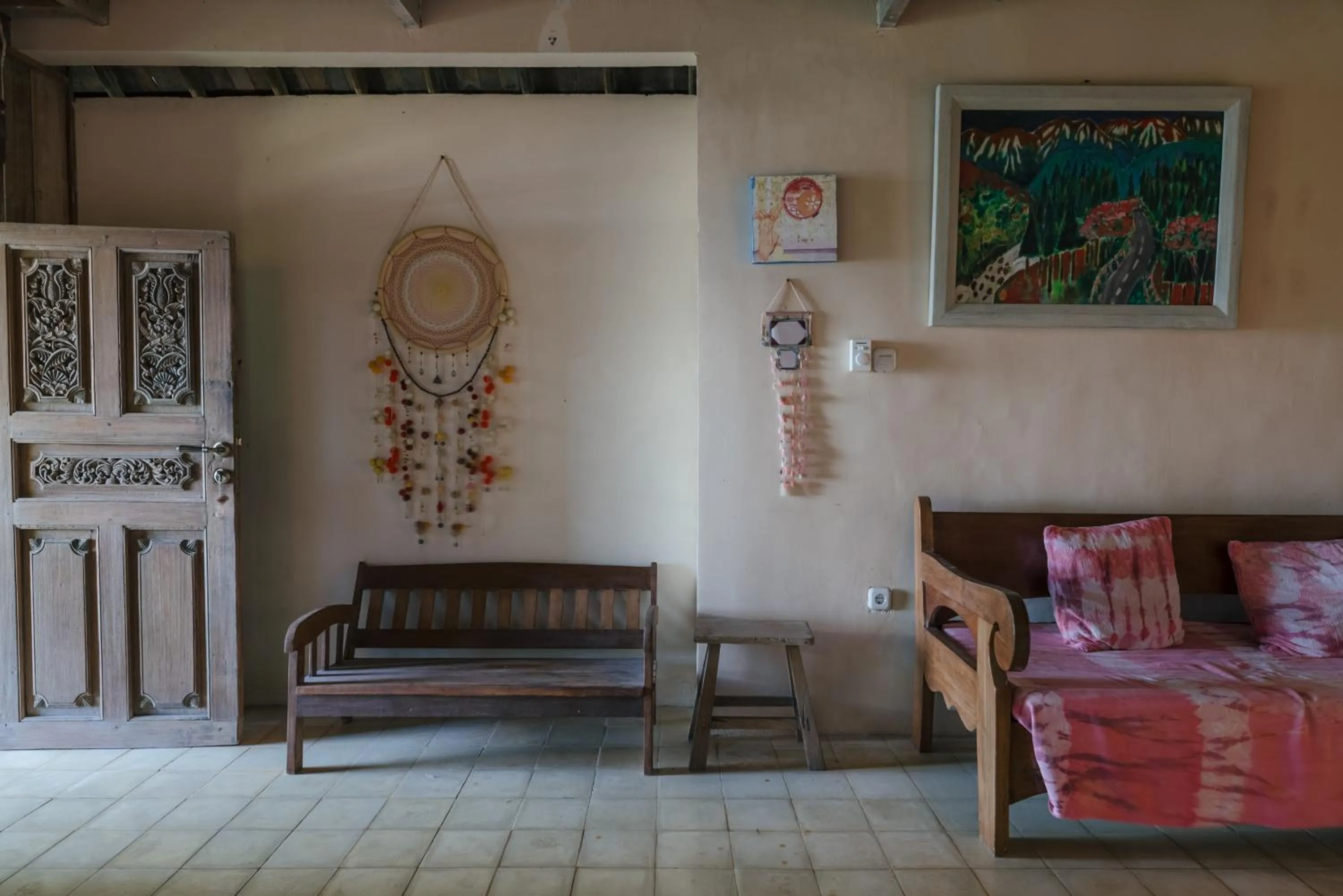 Seating area in Pondok Pisang Candidasa